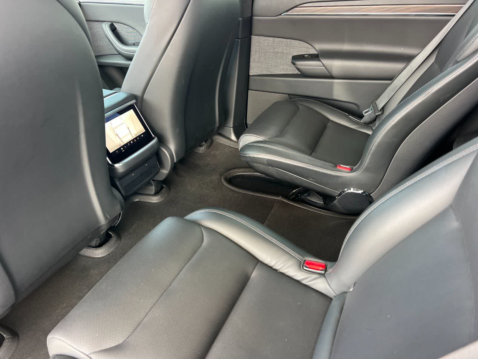 2023 Tesla Model X Base photo 4