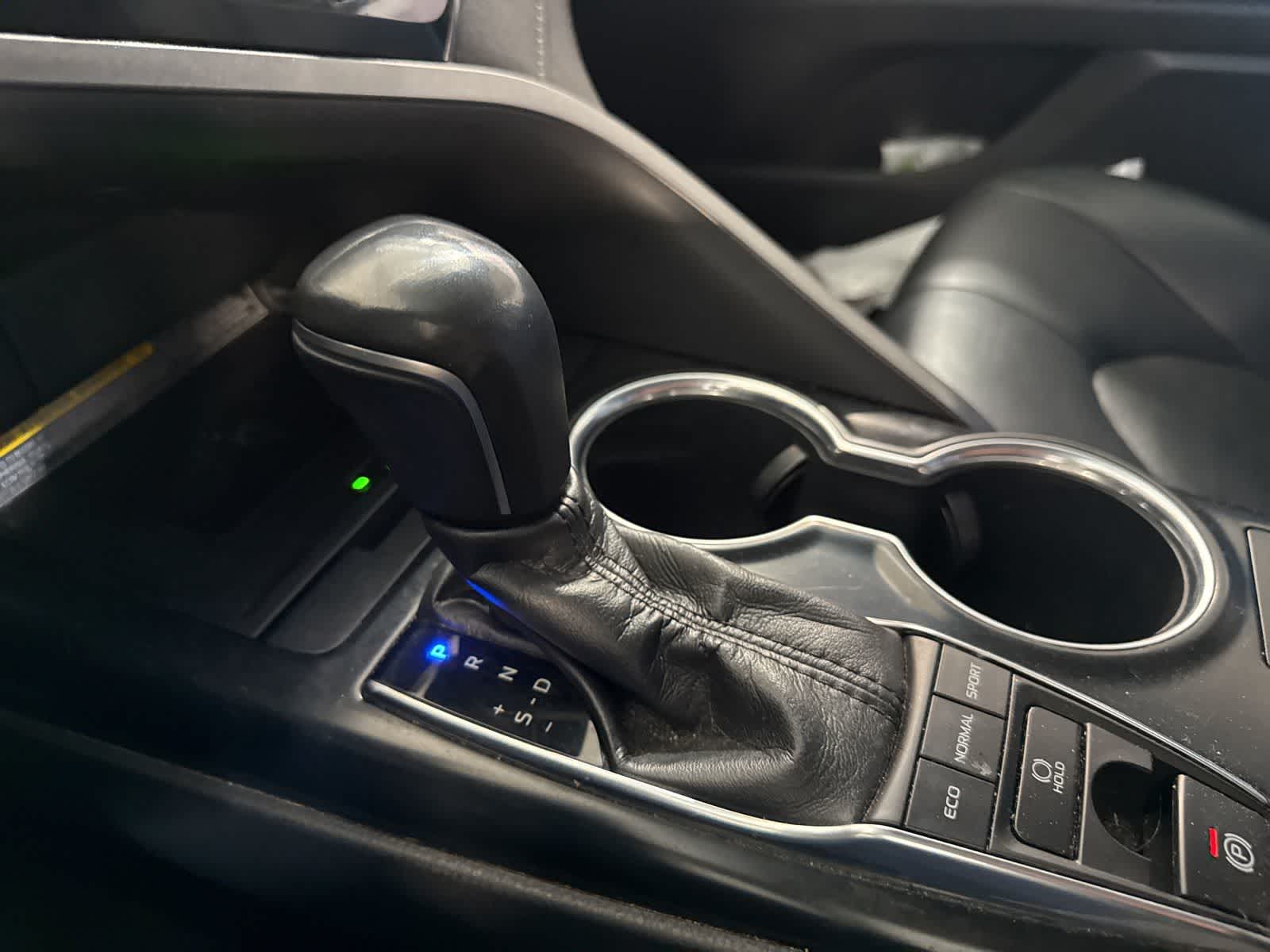 Thumbnail: 2019 Toyota Camry - 25