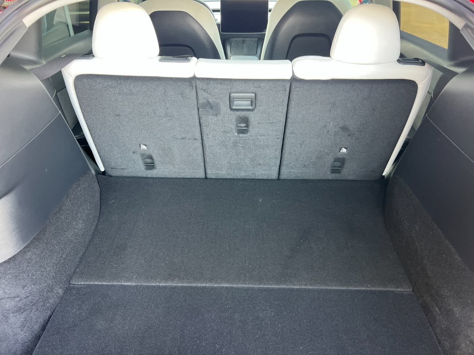 Thumbnail: 2022 Tesla Model Y - 16