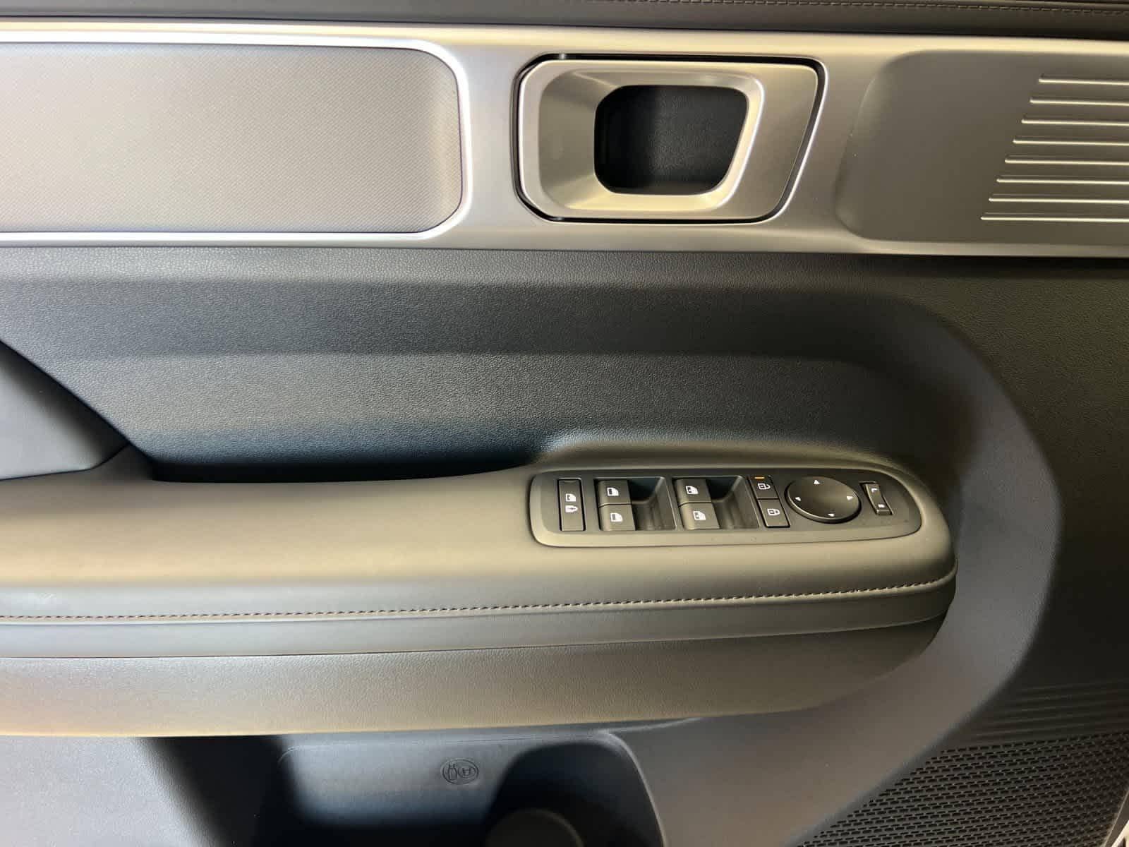 Thumbnail: 2025 Hyundai Santa Fe - 12