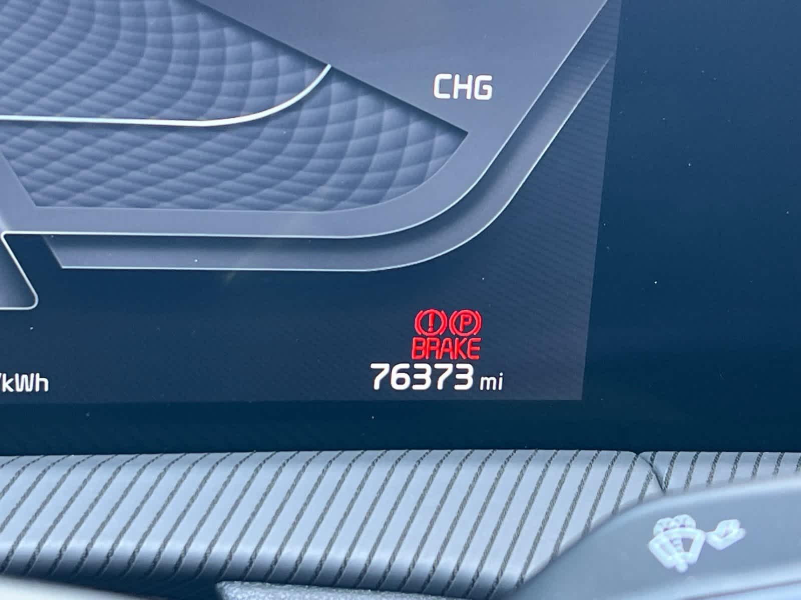 Thumbnail: 2022 Kia EV6 - 26