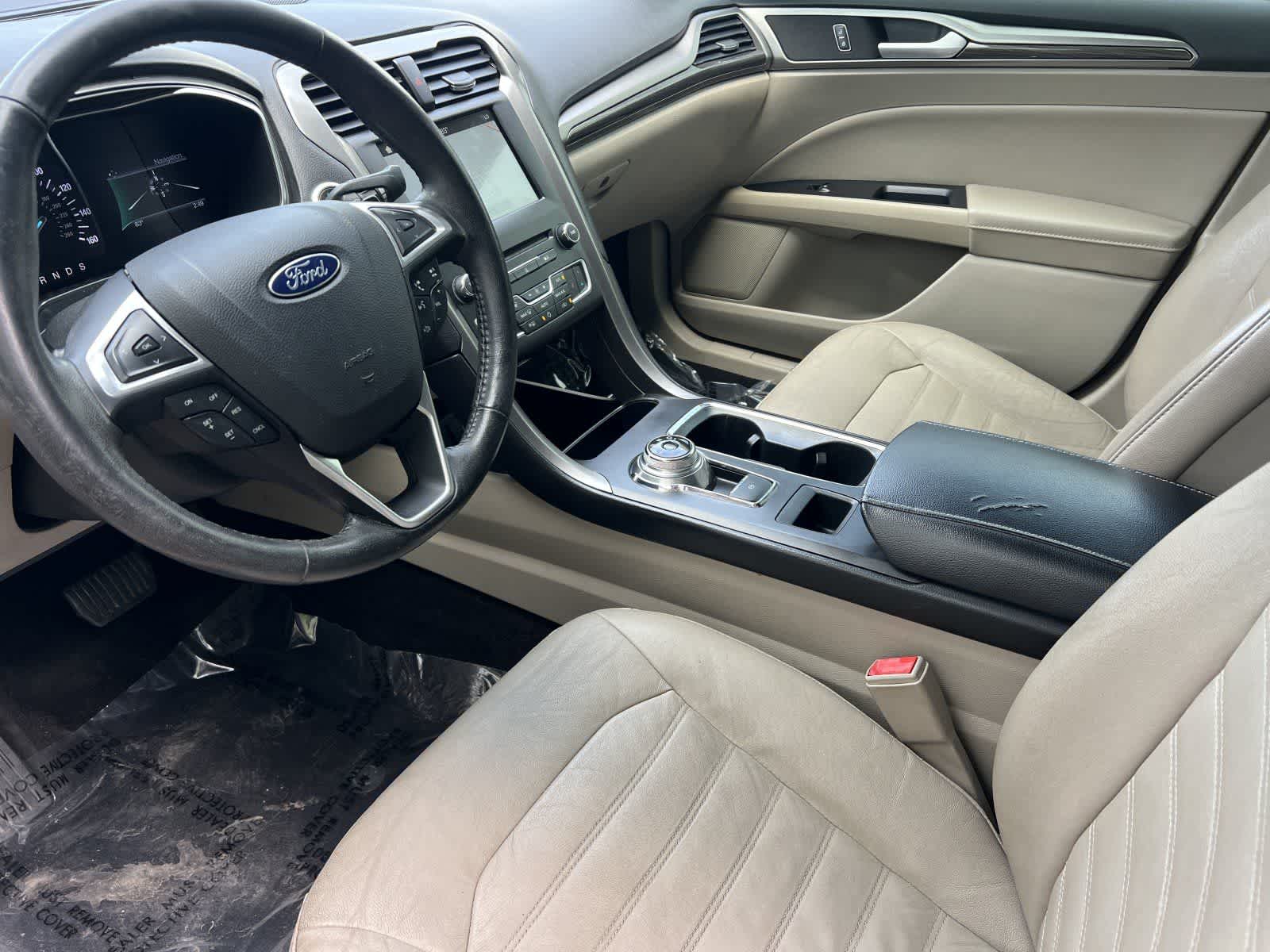 Thumbnail: 2017 Ford Fusion - 12