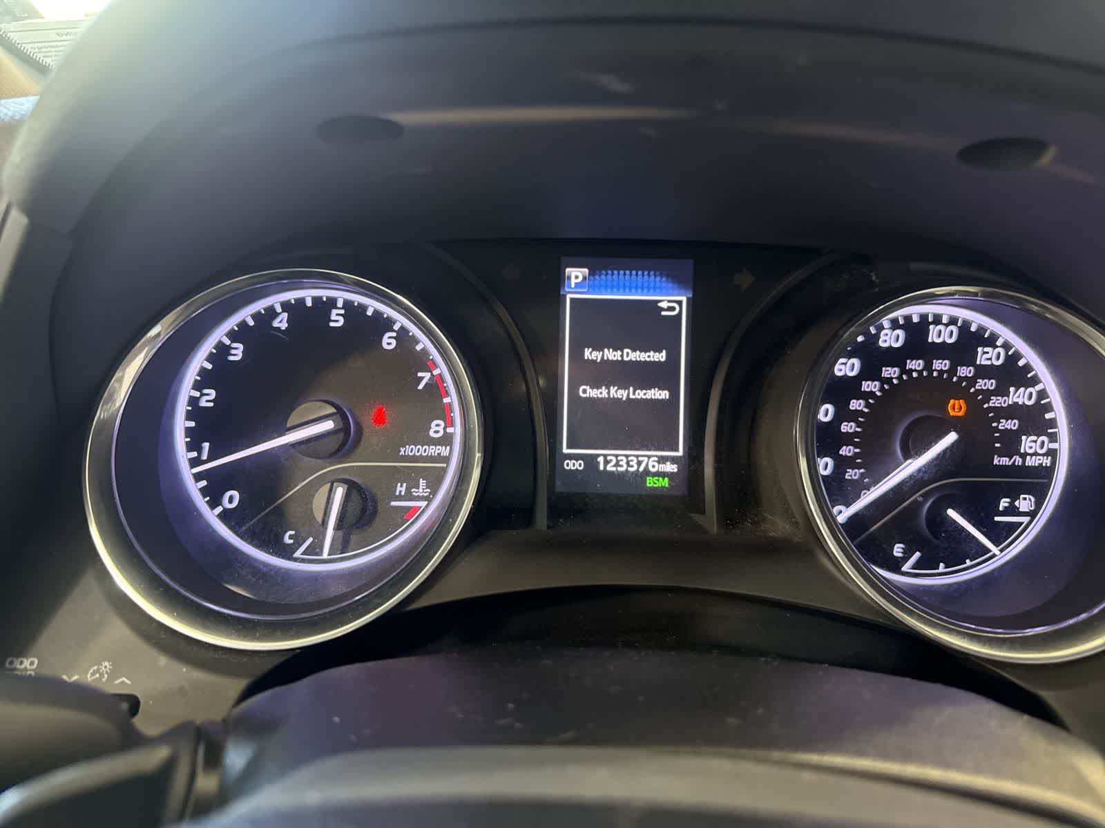 Thumbnail: 2019 Toyota Camry - 19