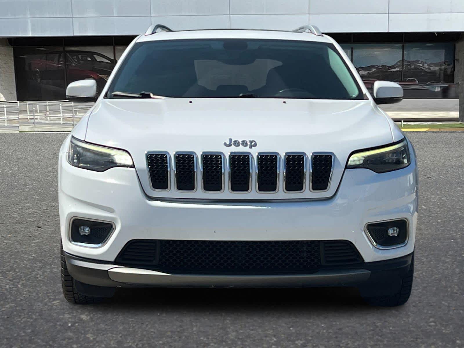 Thumbnail: 2019 Jeep Cherokee - 10