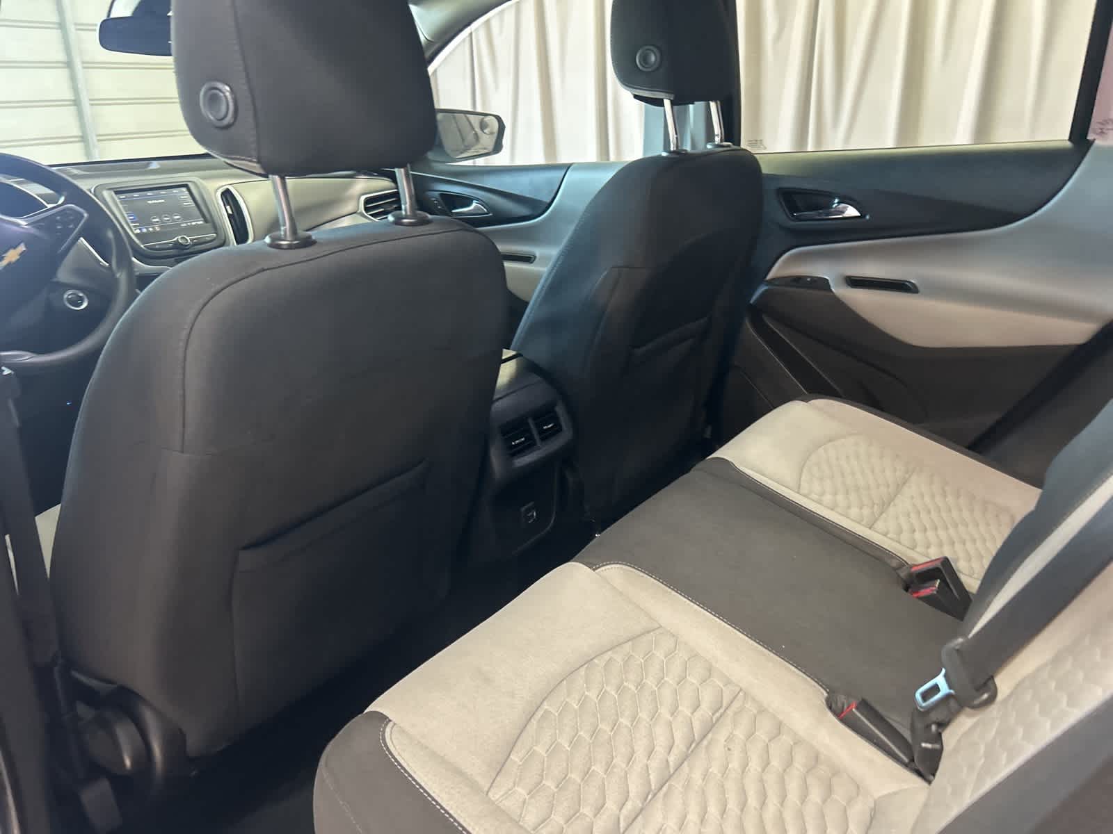 Thumbnail: 2019 Chevrolet Equinox - 19