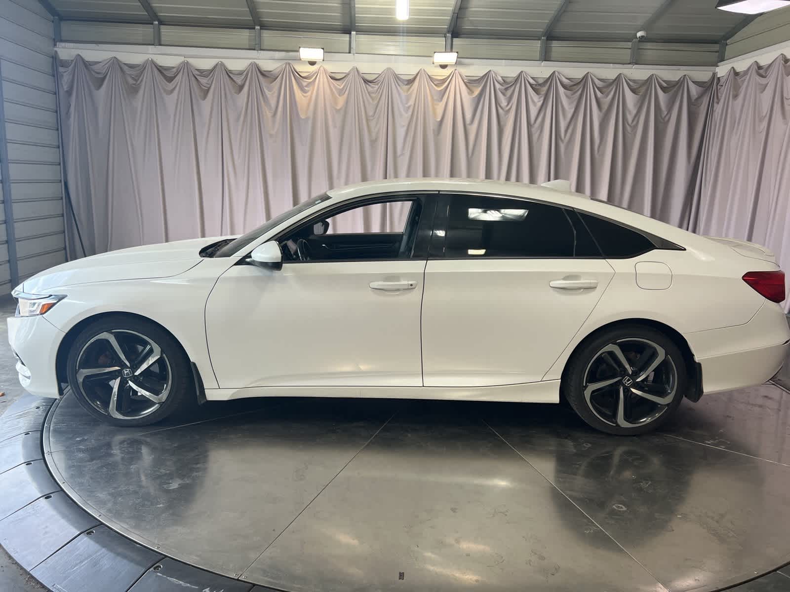 Thumbnail: 2018 Honda Accord - 4