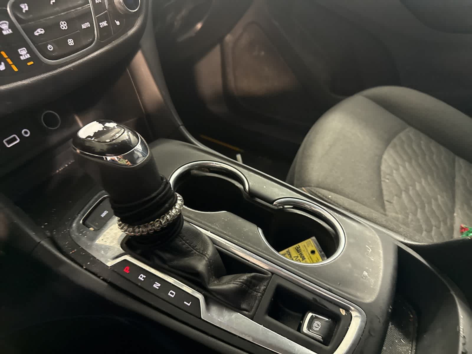 Thumbnail: 2020 Chevrolet Equinox - 25