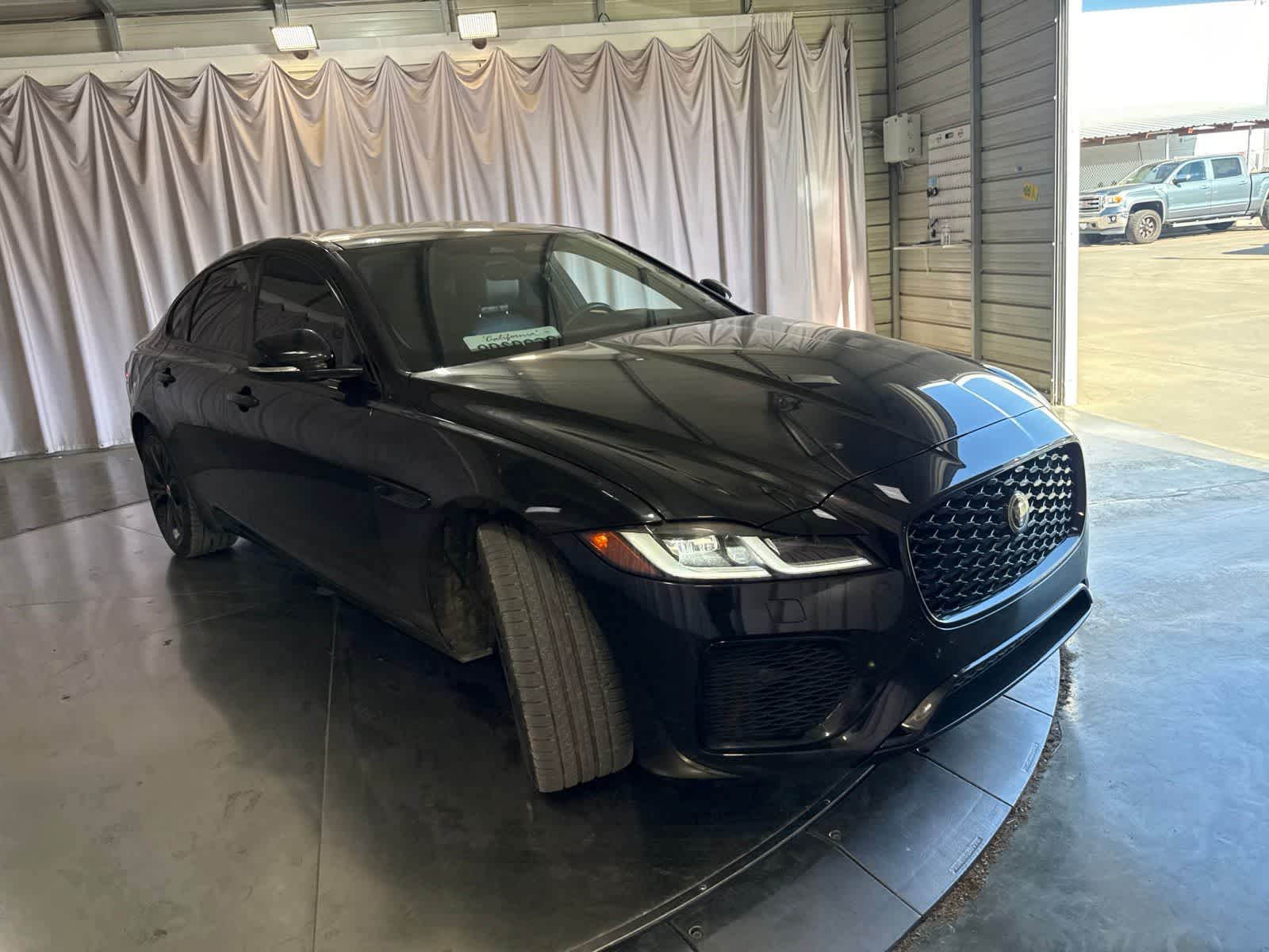Thumbnail: 2023 Jaguar XF - 2
