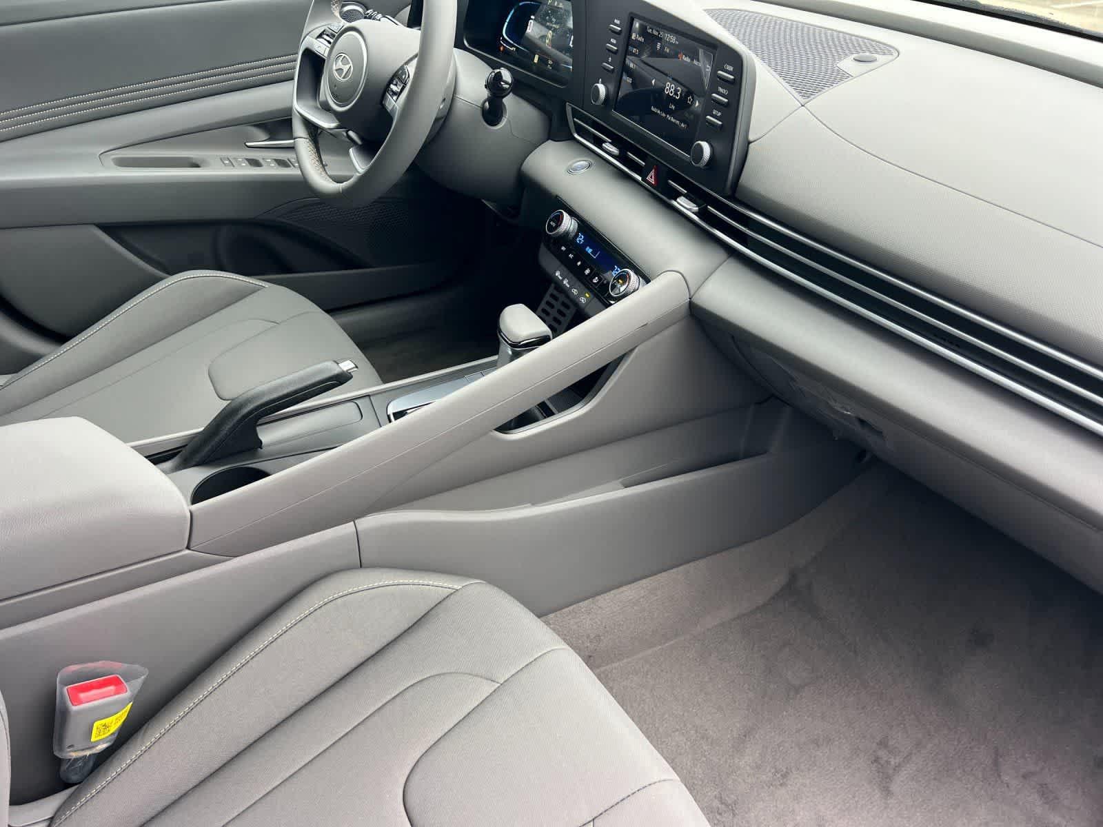 Thumbnail: 2026 Hyundai Elantra - 16