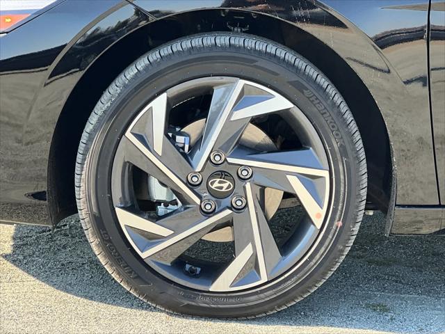 2025 Hyundai Elantra Sport 26