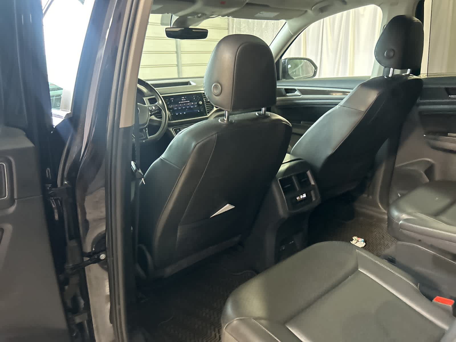 Thumbnail: 2019 Volkswagen Atlas - 19