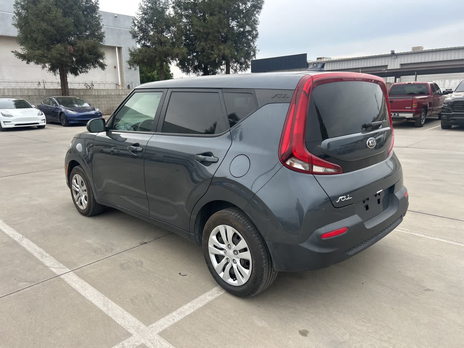 Thumbnail: 2020 Kia Soul - 14