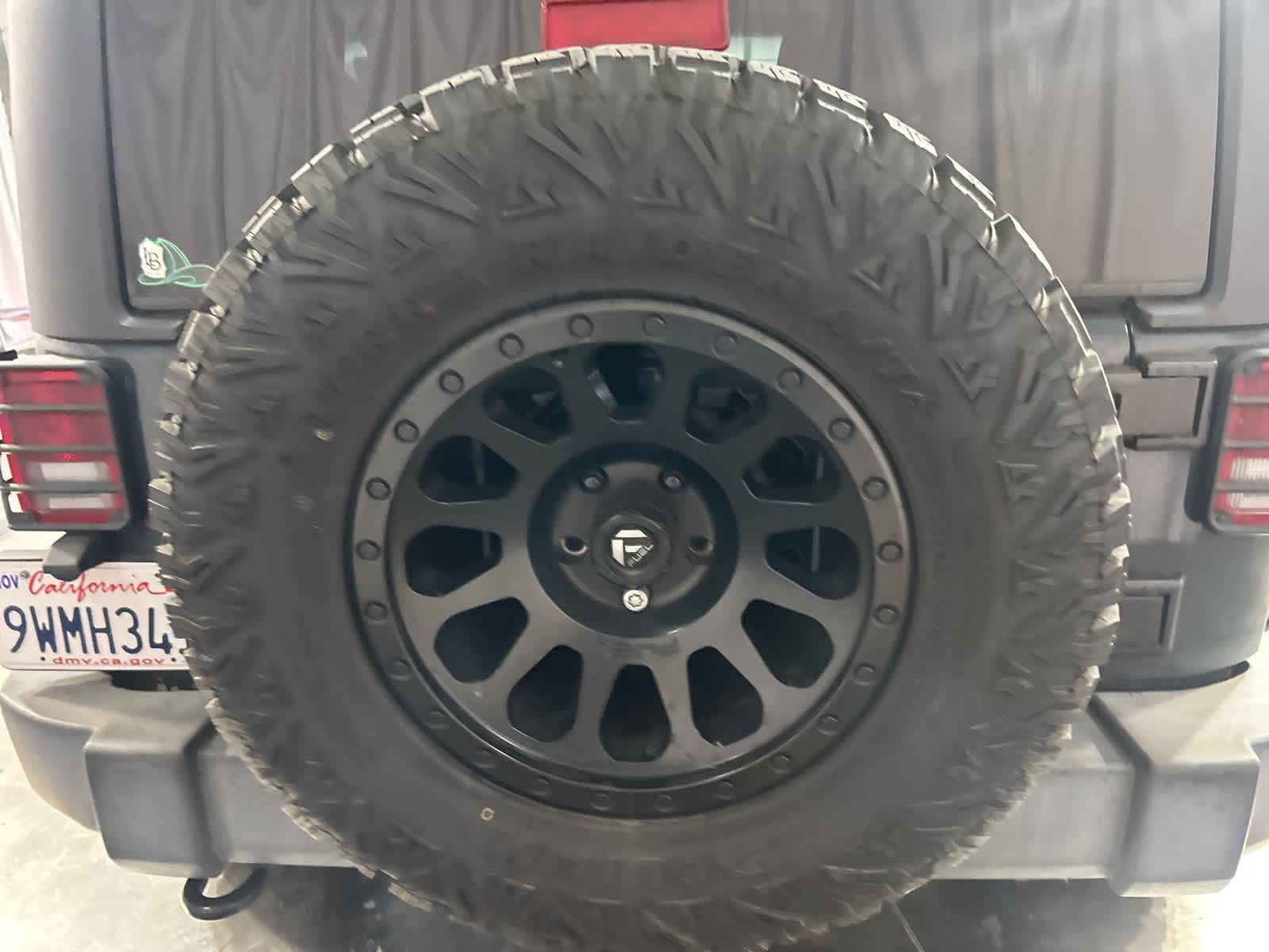 Thumbnail: 2016 Jeep Wrangler - 11