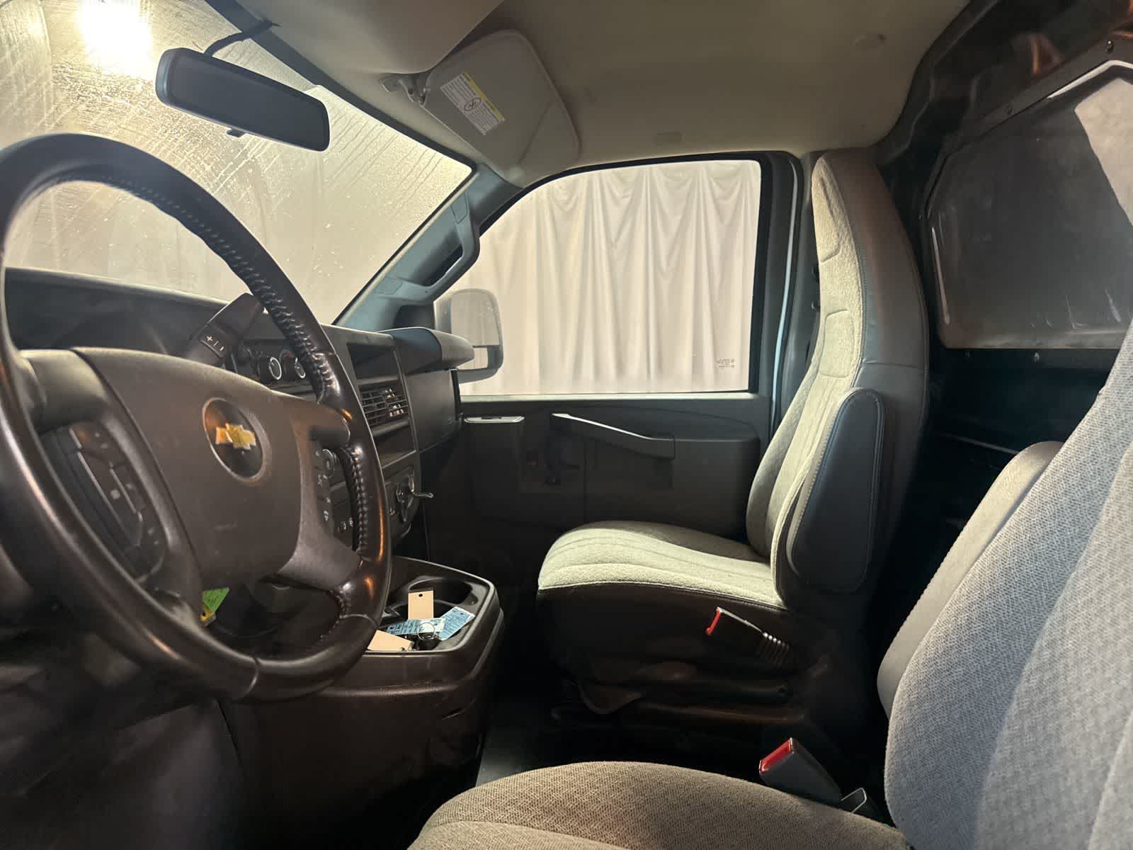 Thumbnail: 2021 Chevrolet Express - 15