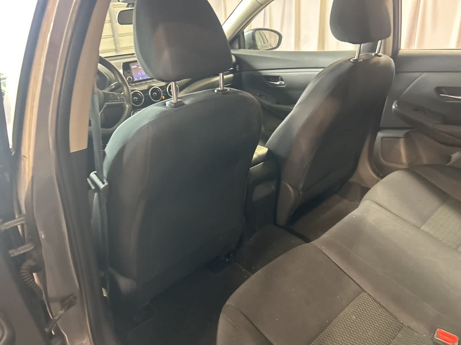 Thumbnail: 2020 Nissan Sentra - 18