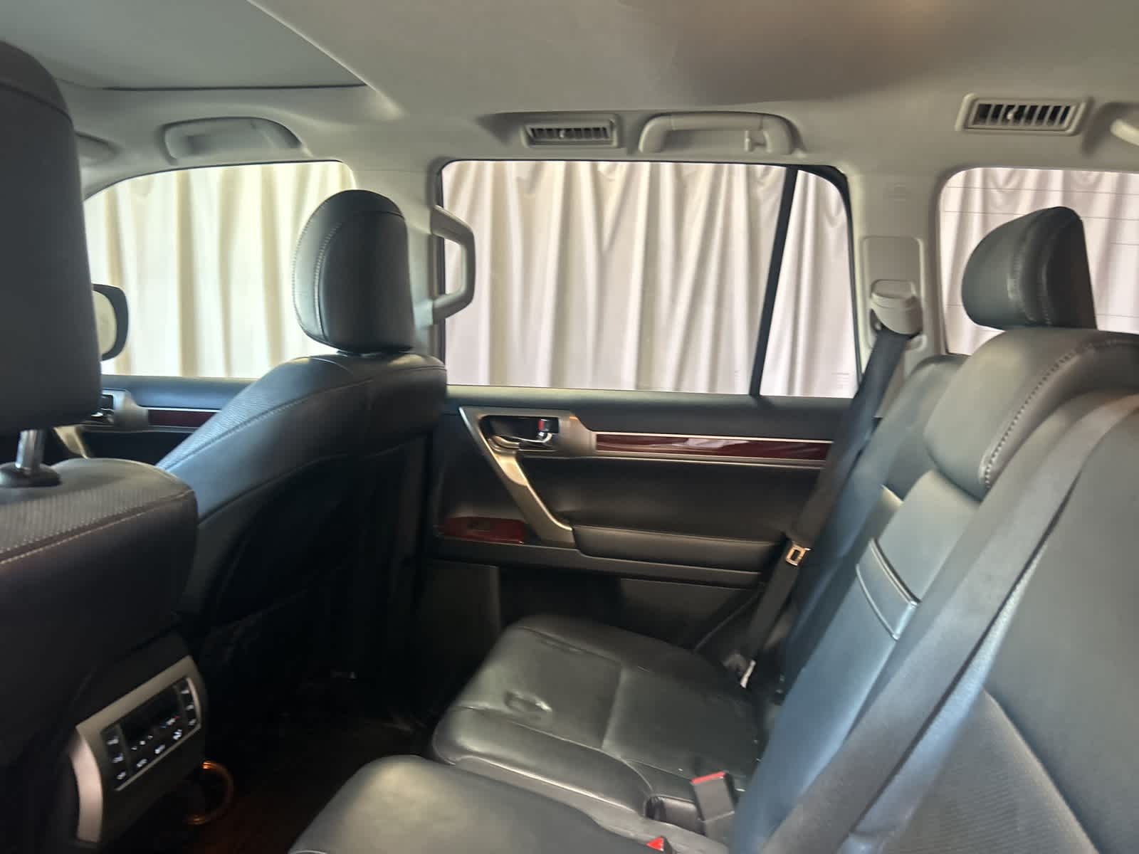 Thumbnail: 2018 Lexus GX - 19
