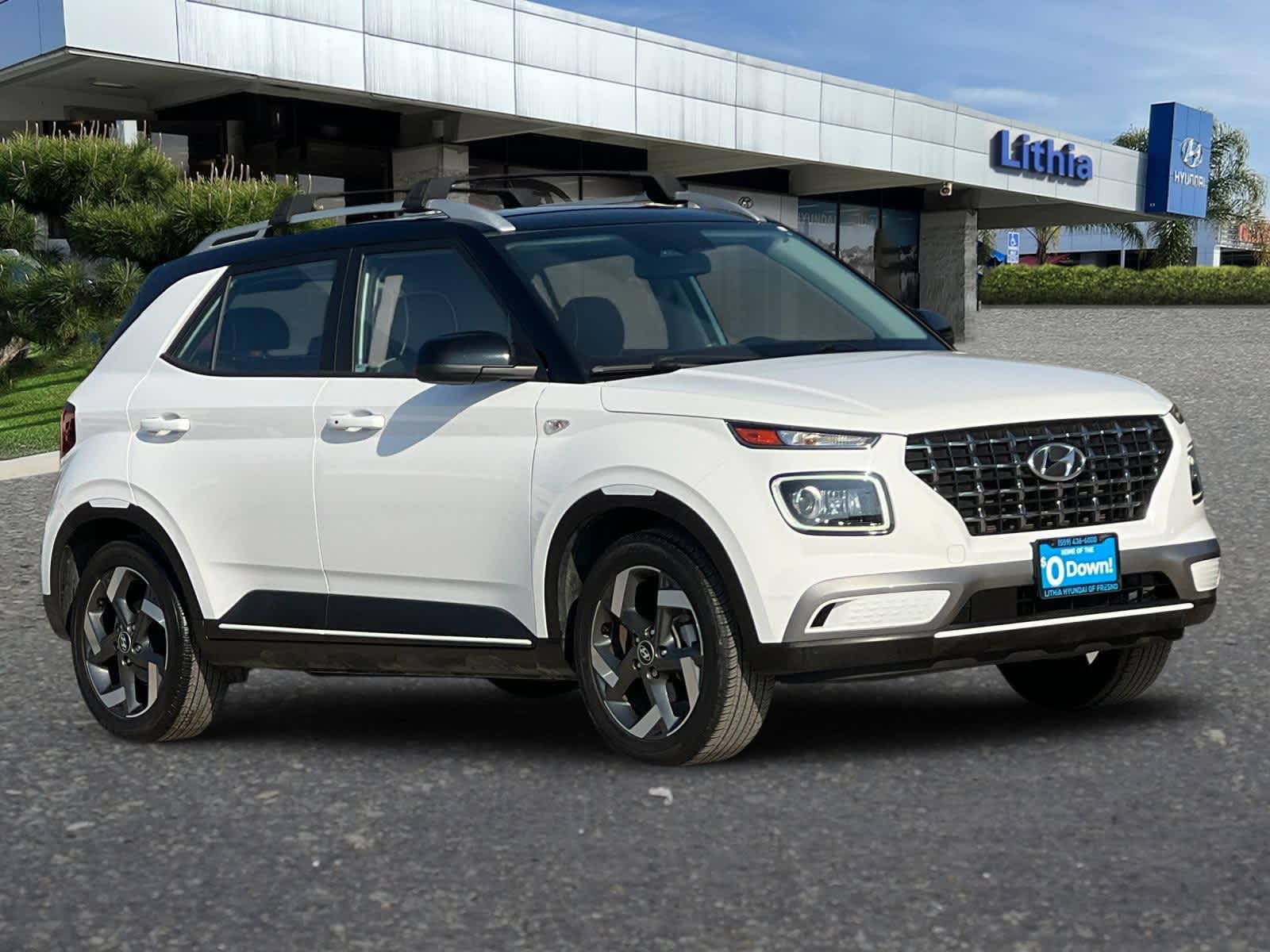 Thumbnail: 2023 Hyundai Venue - 9