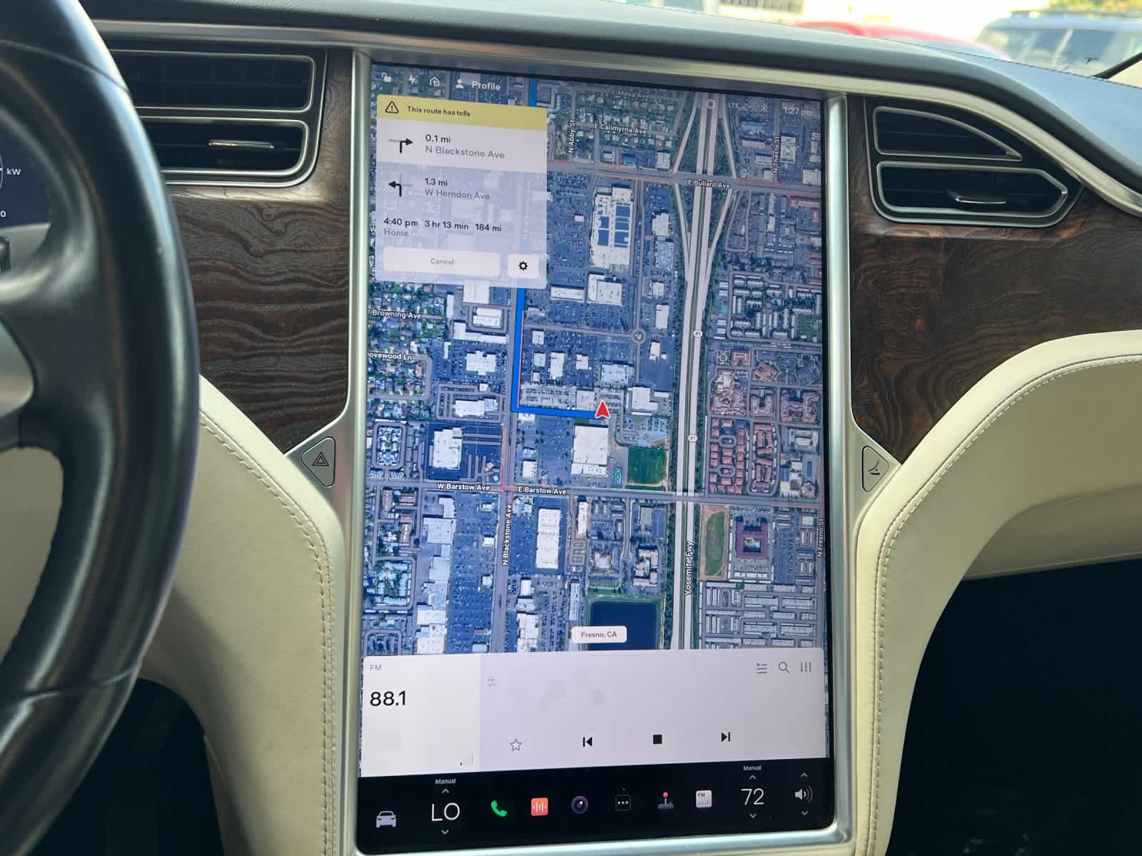Thumbnail: 2017 Tesla Model X - 20