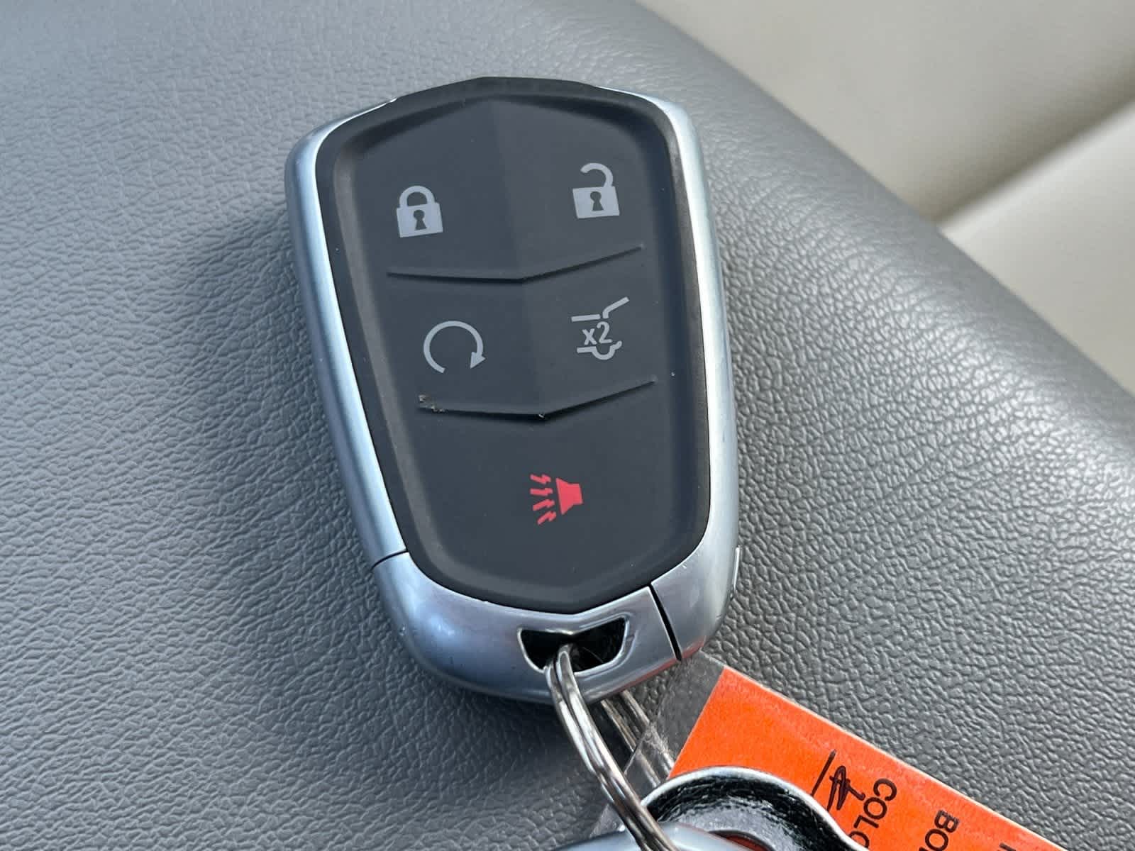 Thumbnail: 2022 Cadillac XT6 - 28