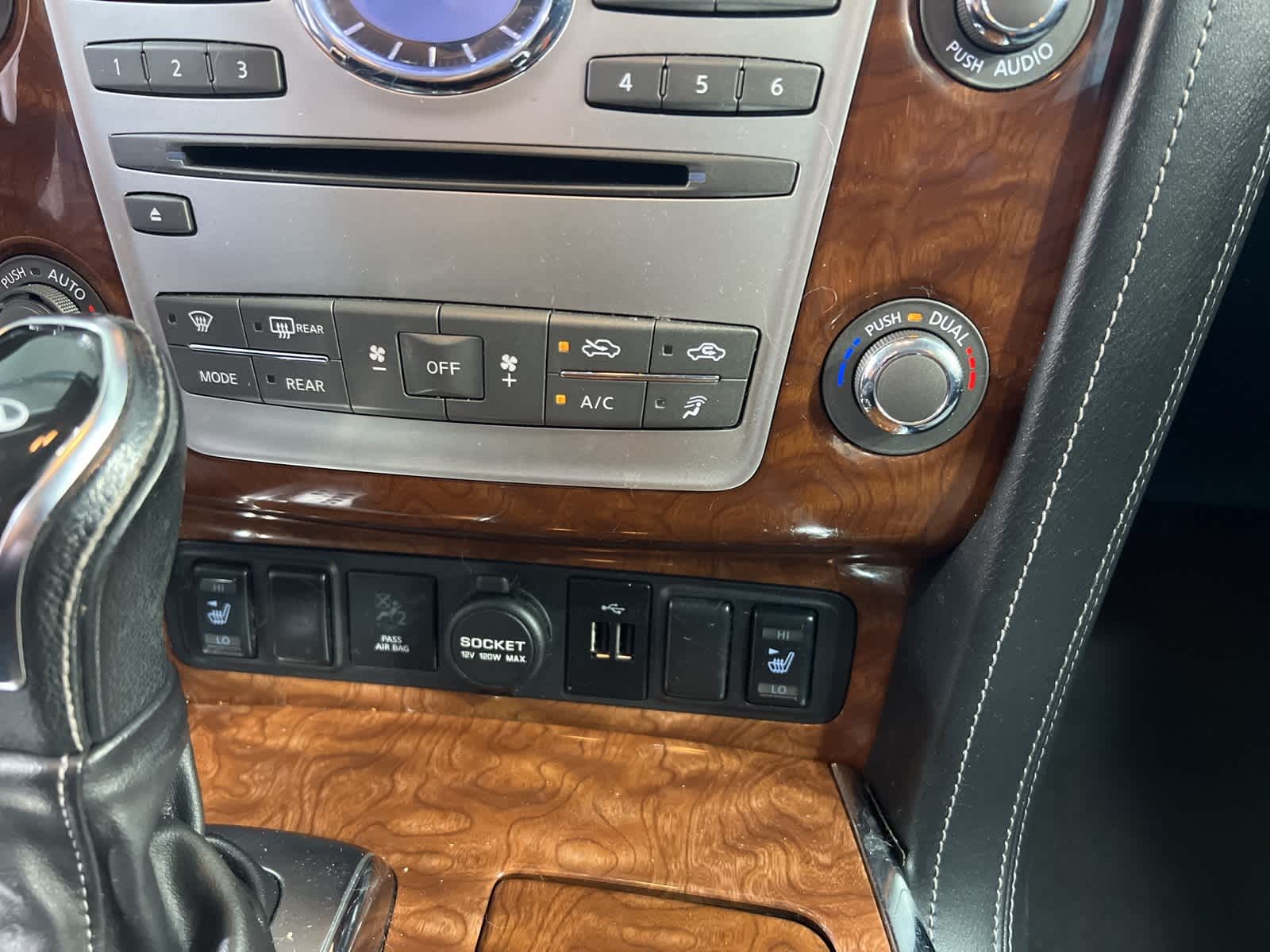 Thumbnail: 2018 INFINITI QX80 - 27