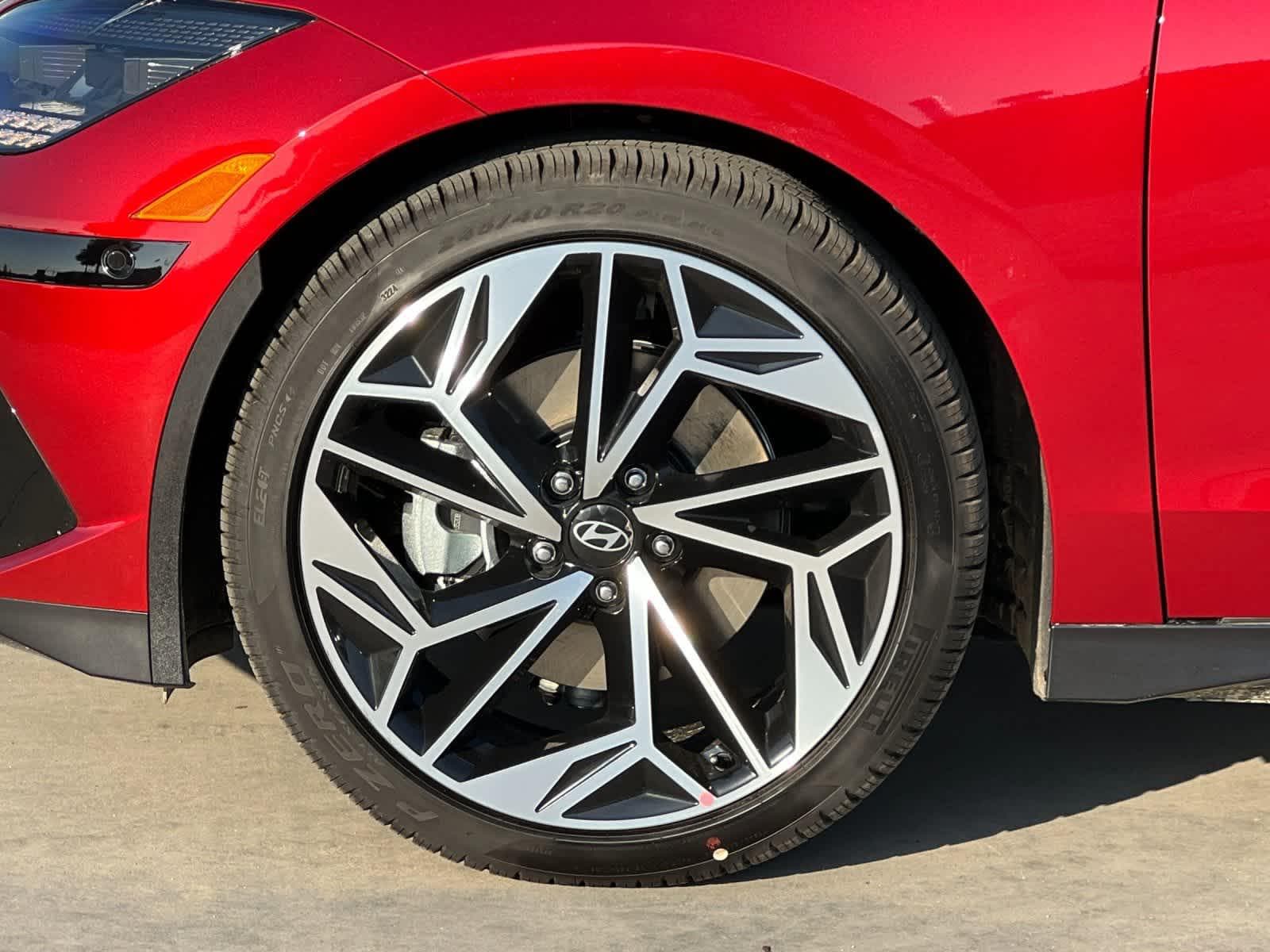 Thumbnail: 2025 Hyundai Ioniq 6 - 25