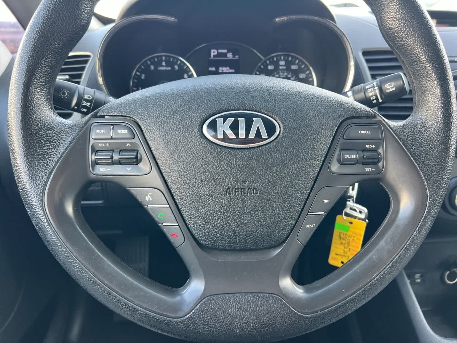 Thumbnail: 2018 Kia Forte - 21