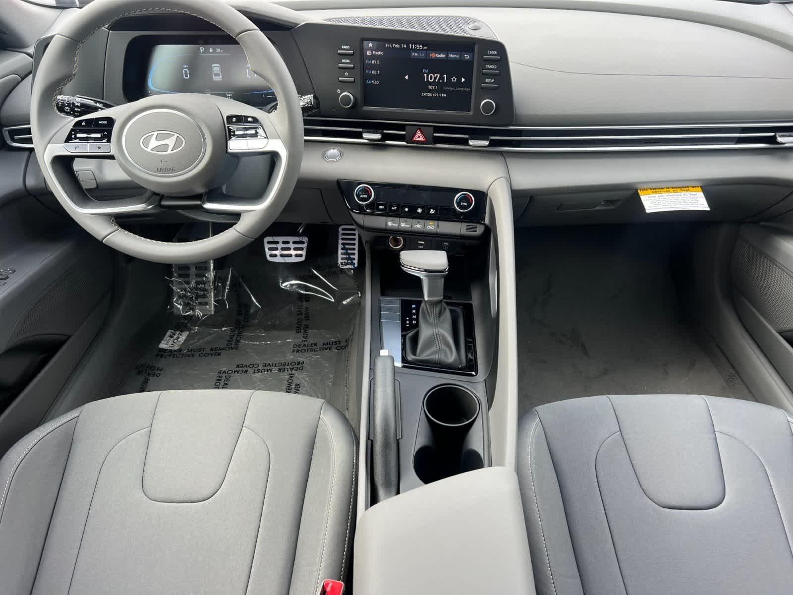 Thumbnail: 2025 Hyundai Elantra - 4