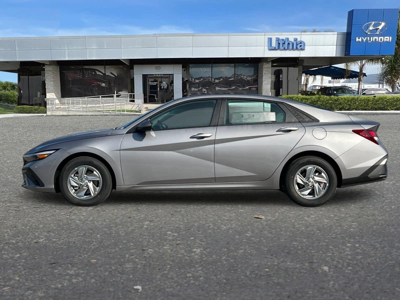 Thumbnail: 2026 Hyundai Elantra - 5