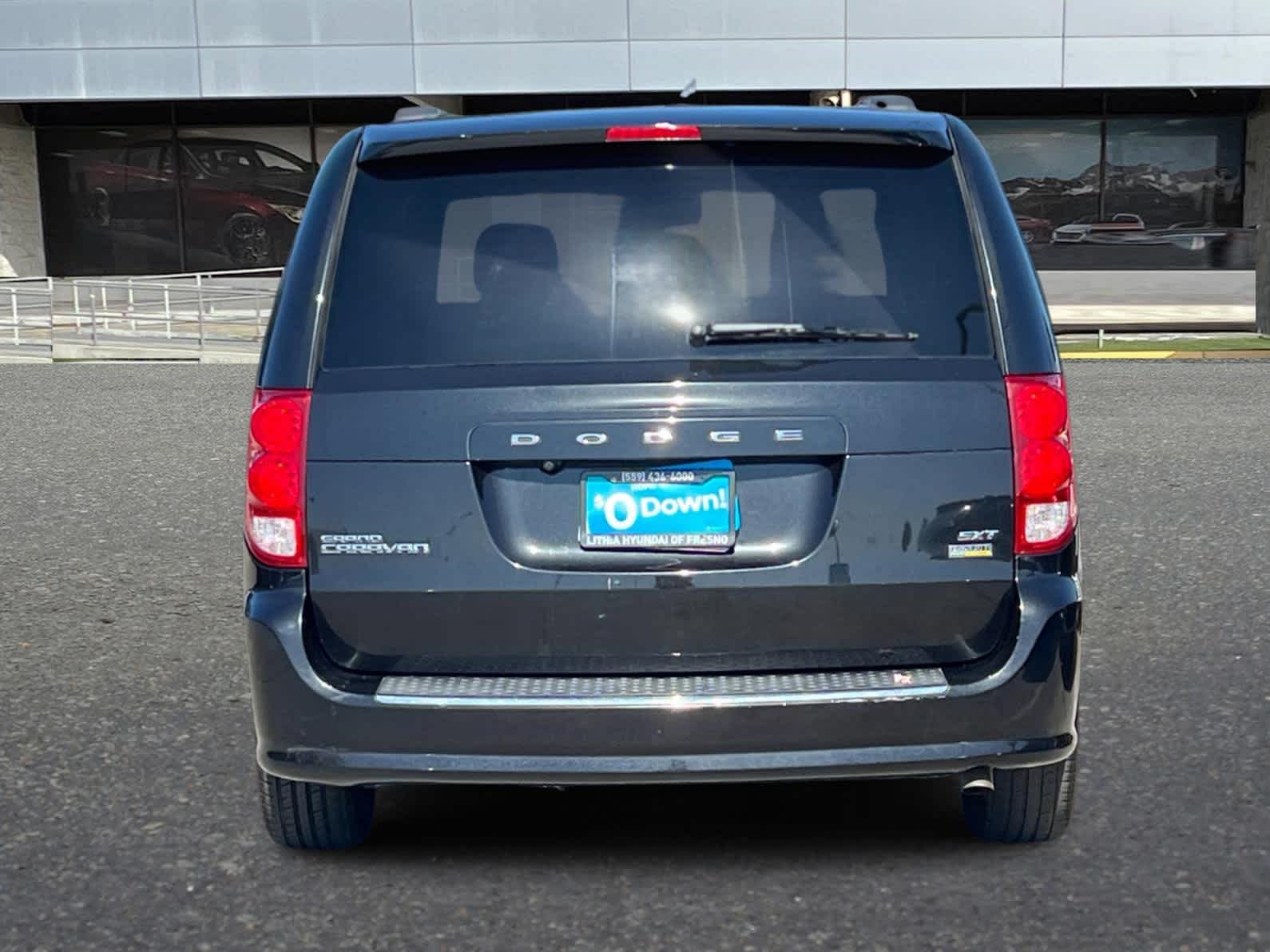 Thumbnail: 2019 Dodge Grand Caravan - 6