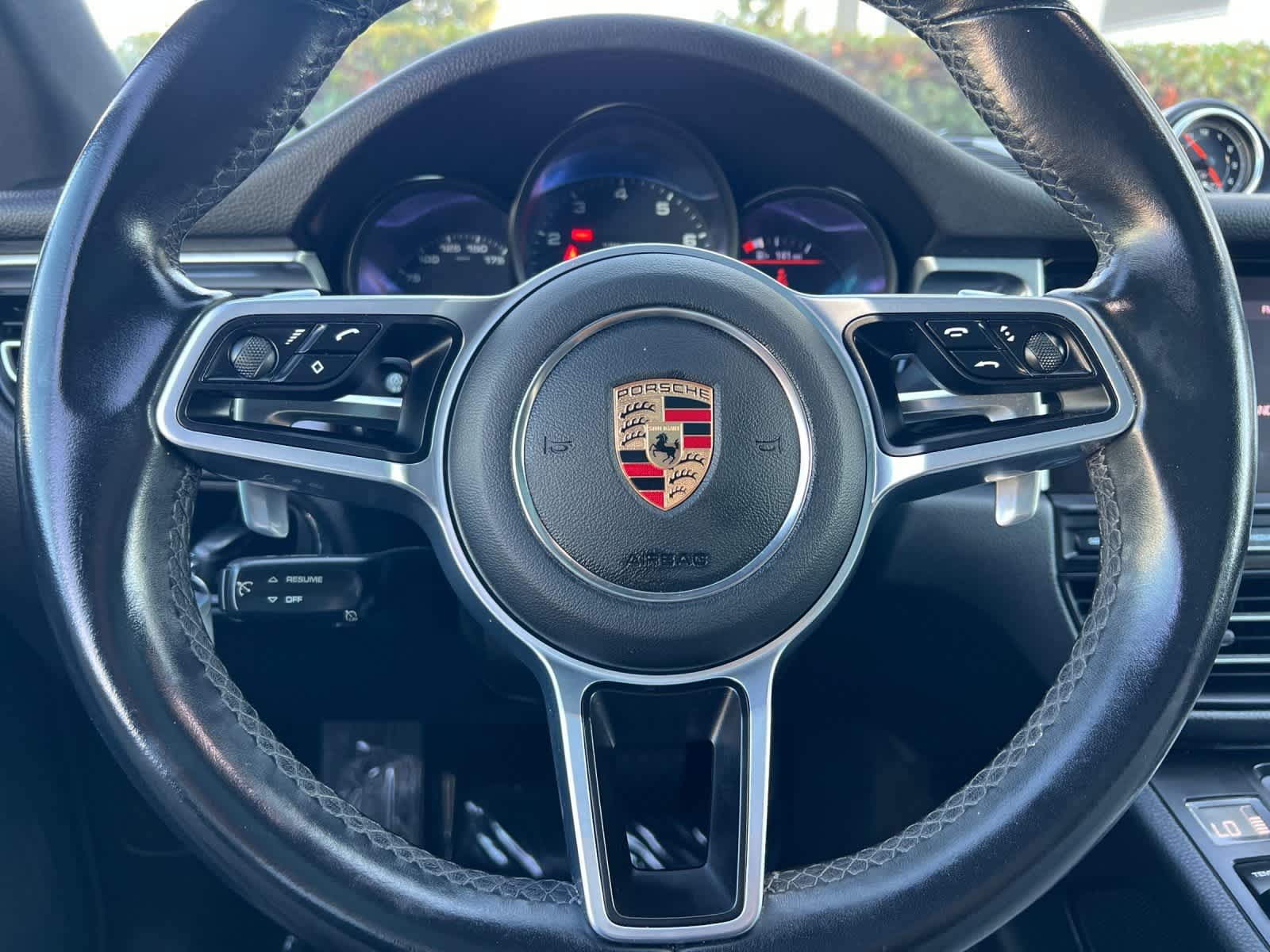 Thumbnail: 2020 Porsche Macan - 24