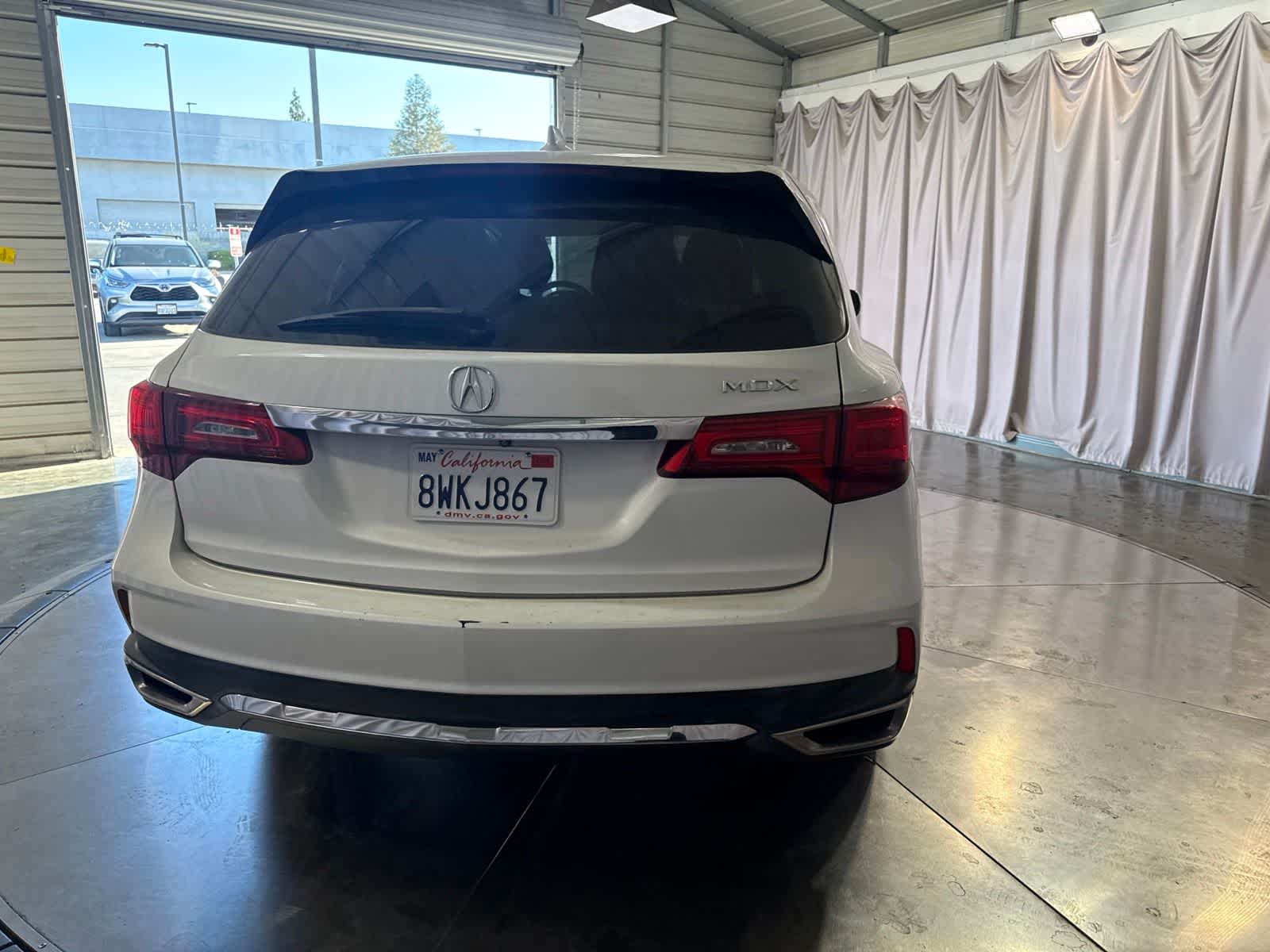 Thumbnail: 2020 Acura MDX - 5