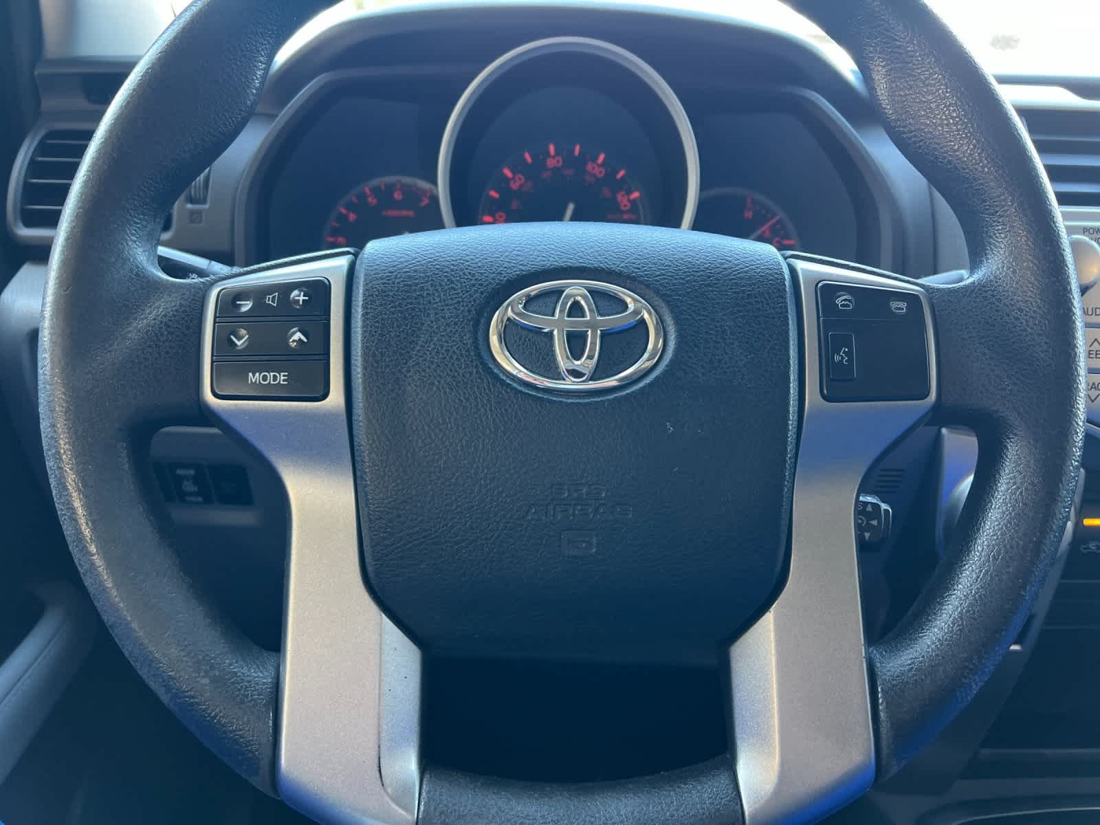 2012 Toyota 4Runner SR5 24