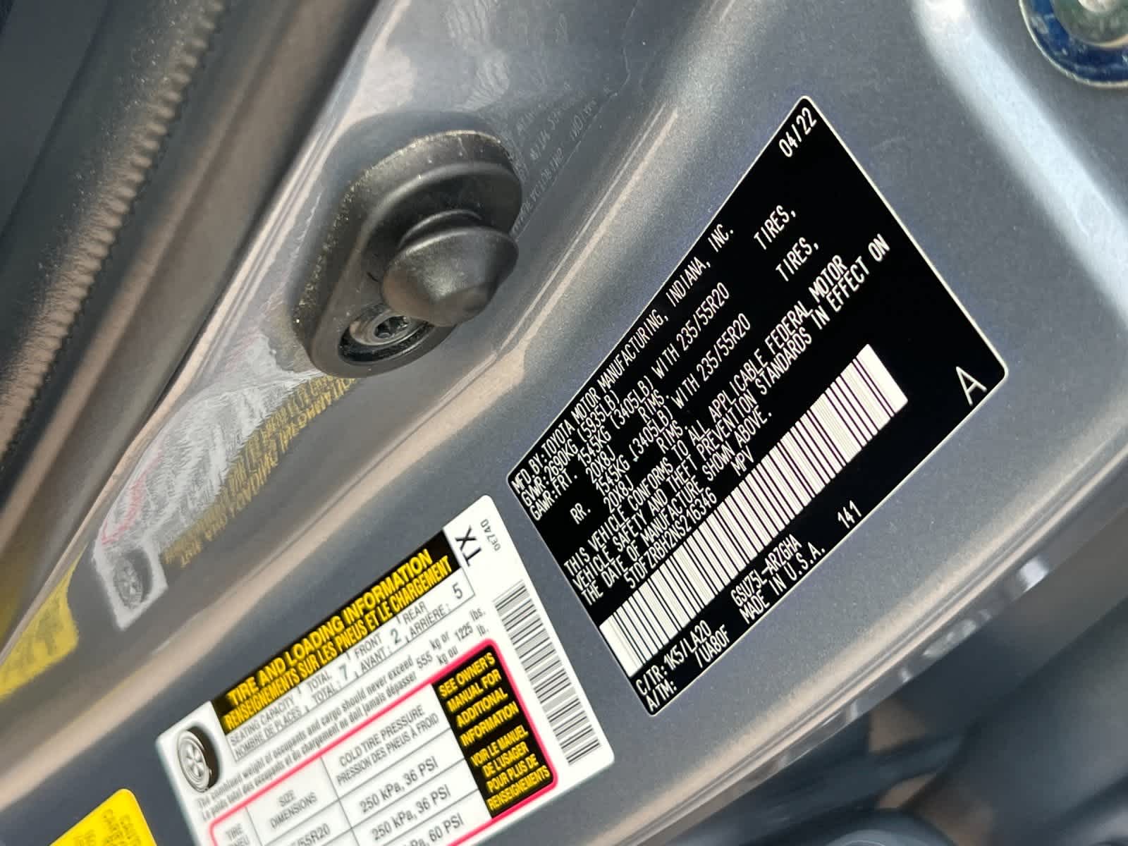 Thumbnail: 2022 Toyota Highlander - 33