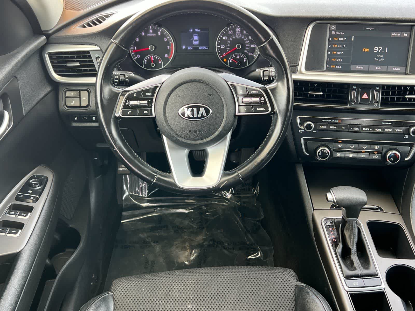 Thumbnail: 2020 Kia Optima - 15