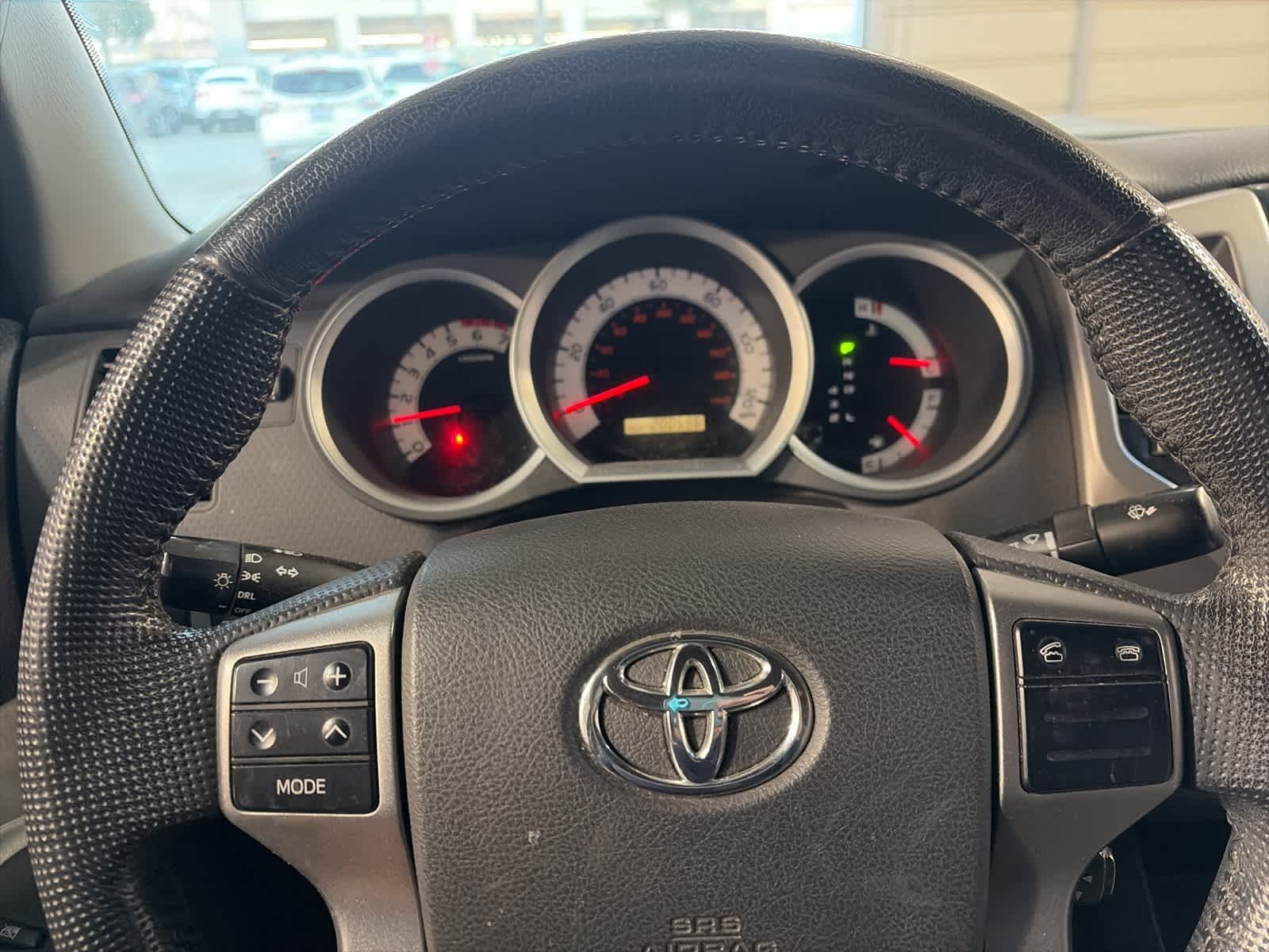 Thumbnail: 2013 Toyota Tacoma - 30