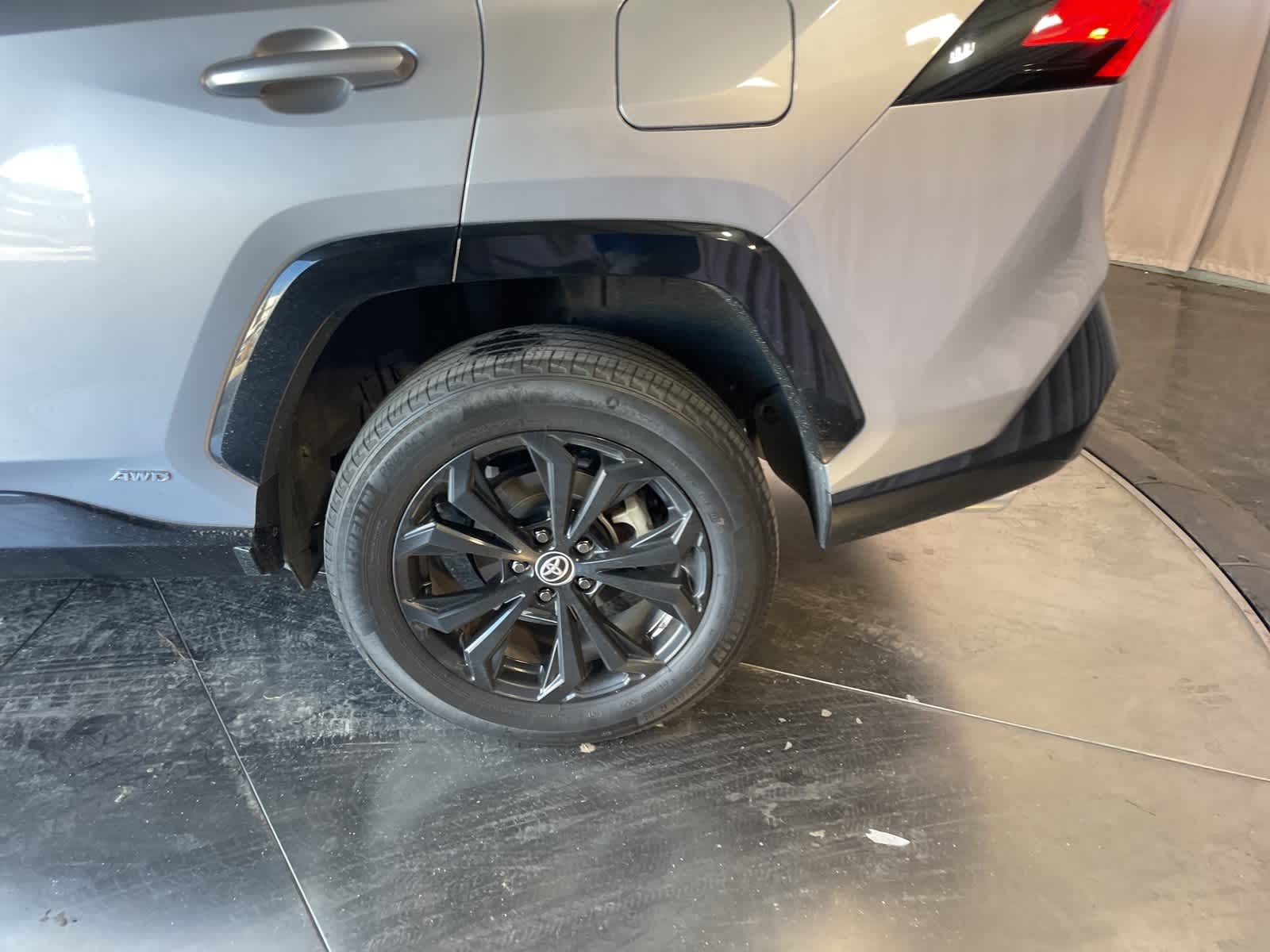 Thumbnail: 2022 Toyota RAV4 - 8