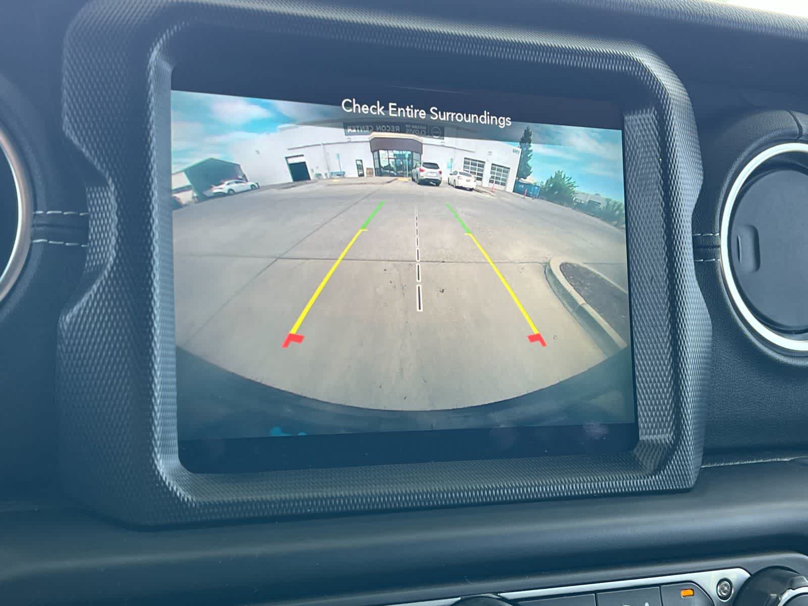 Thumbnail: 2023 Jeep Wrangler - 21