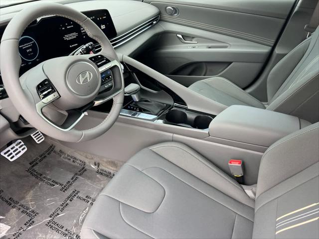 Thumbnail: 2025 Hyundai Elantra - 12