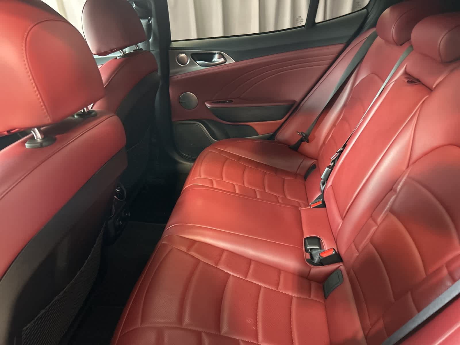 Thumbnail: 2022 Kia Stinger - 17