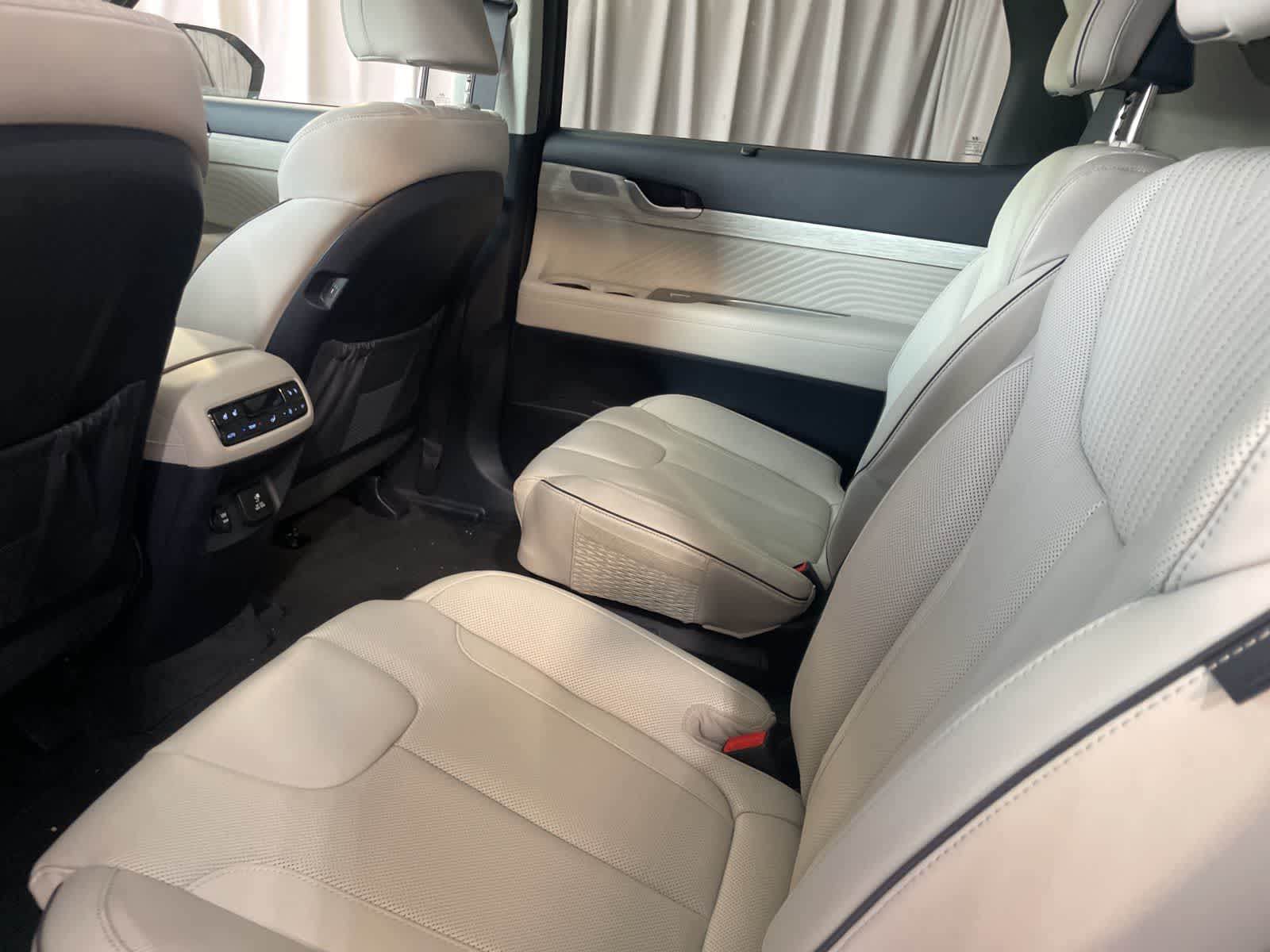 Thumbnail: 2025 Hyundai Palisade - 21