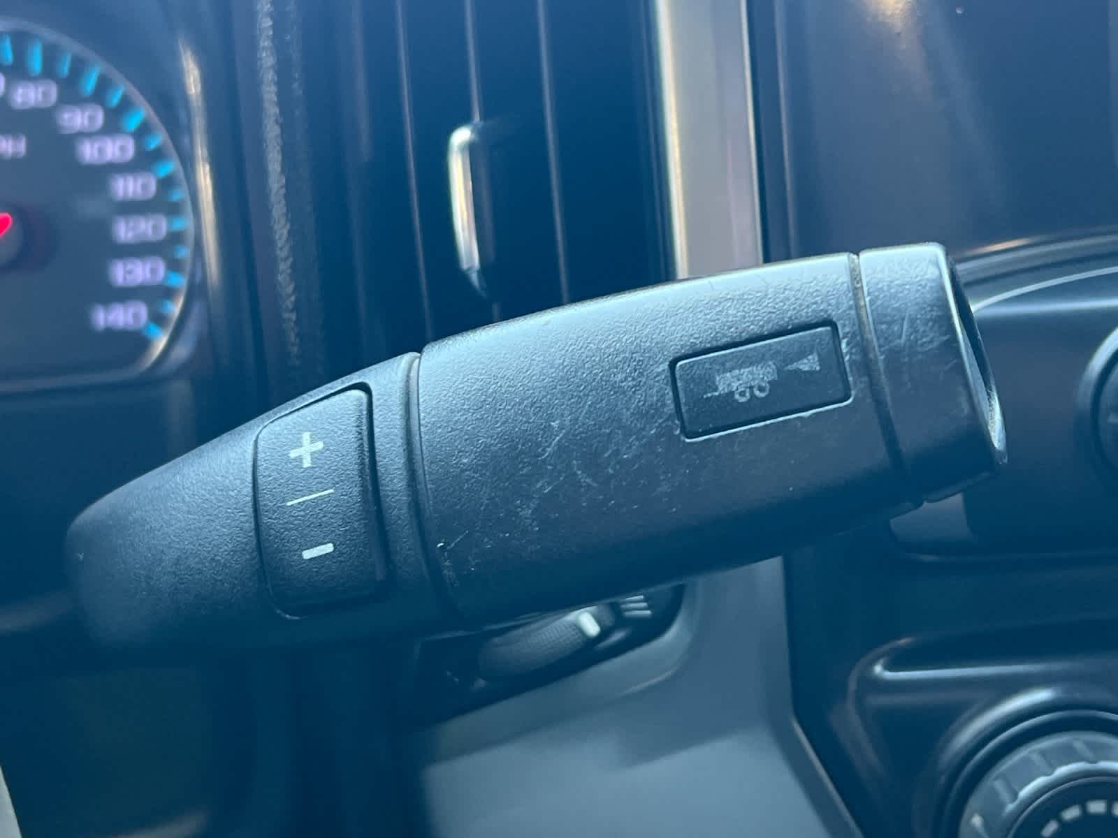 Thumbnail: 2015 Chevrolet Silverado 2500 - 19