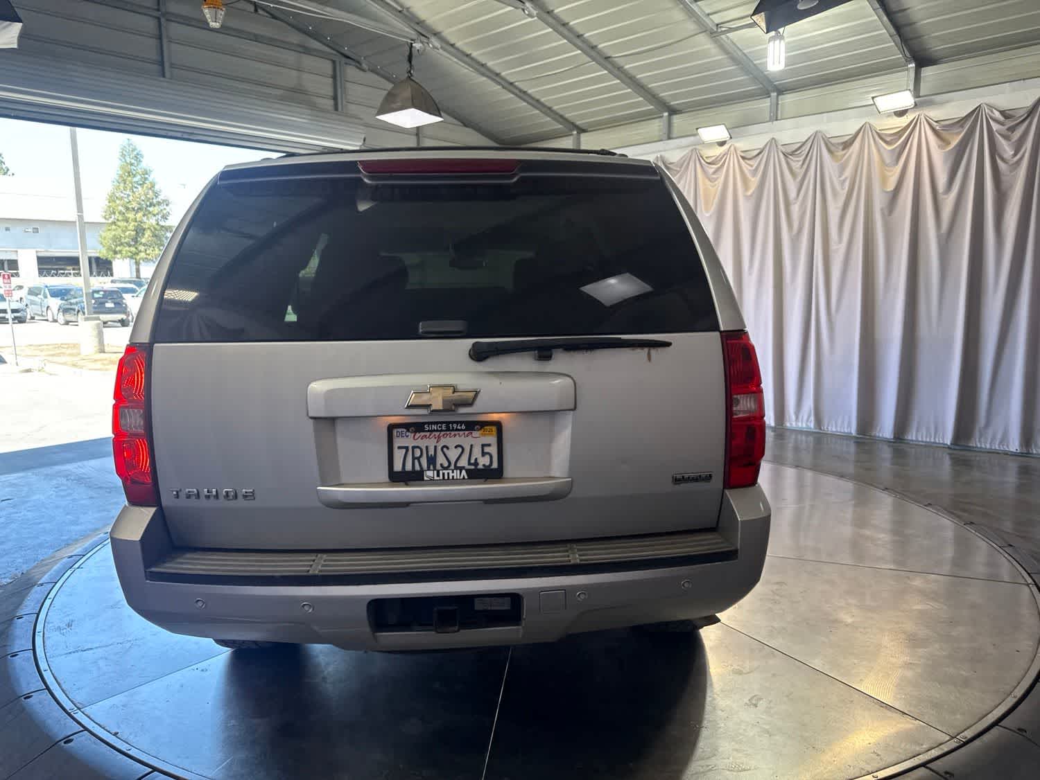 Thumbnail: 2011 Chevrolet Tahoe - 5