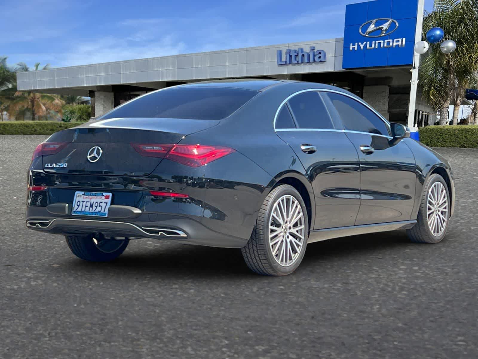 2025 Mercedes-Benz CLA 250 photo 2