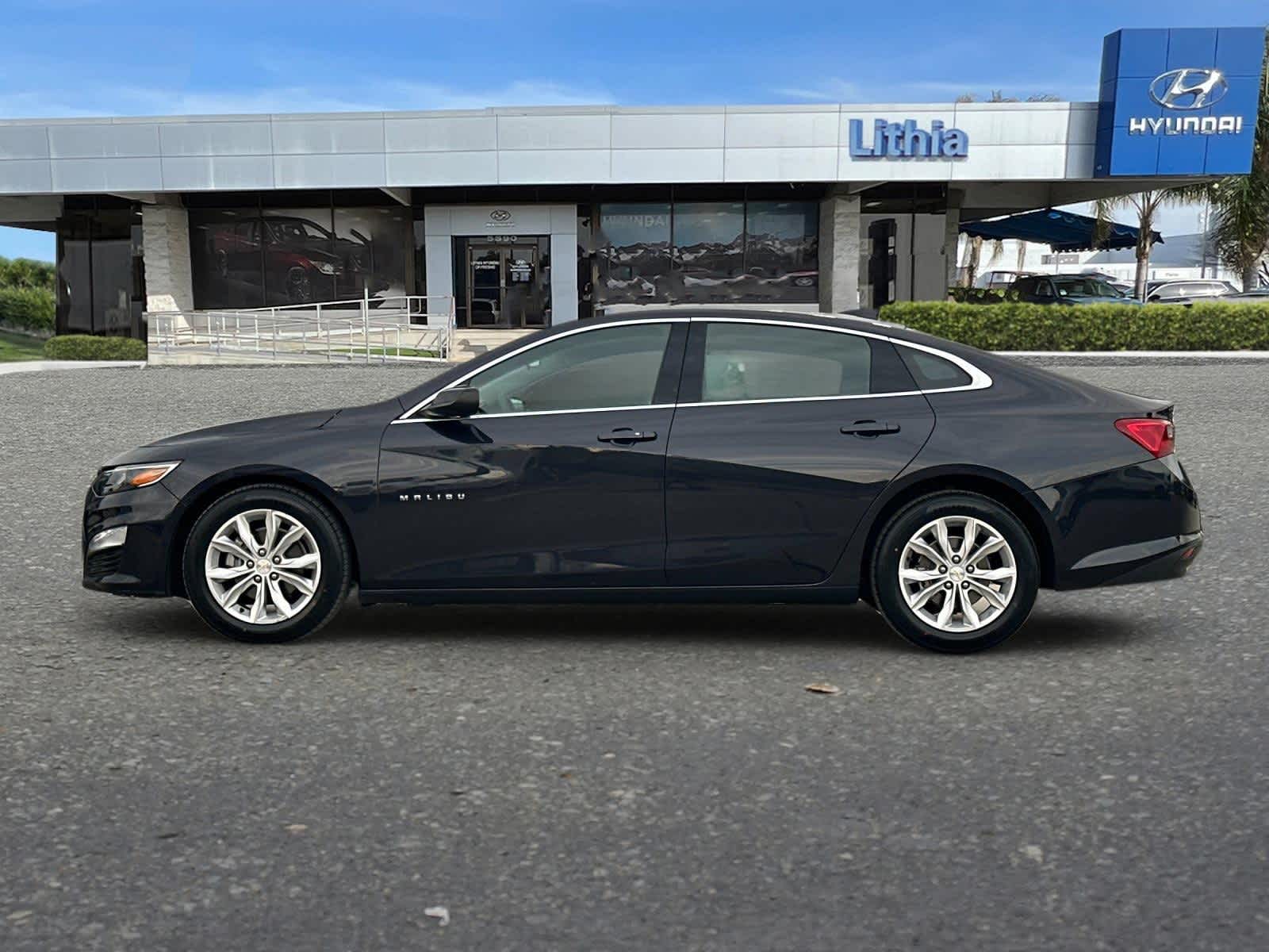 Thumbnail: 2023 Chevrolet Malibu - 6