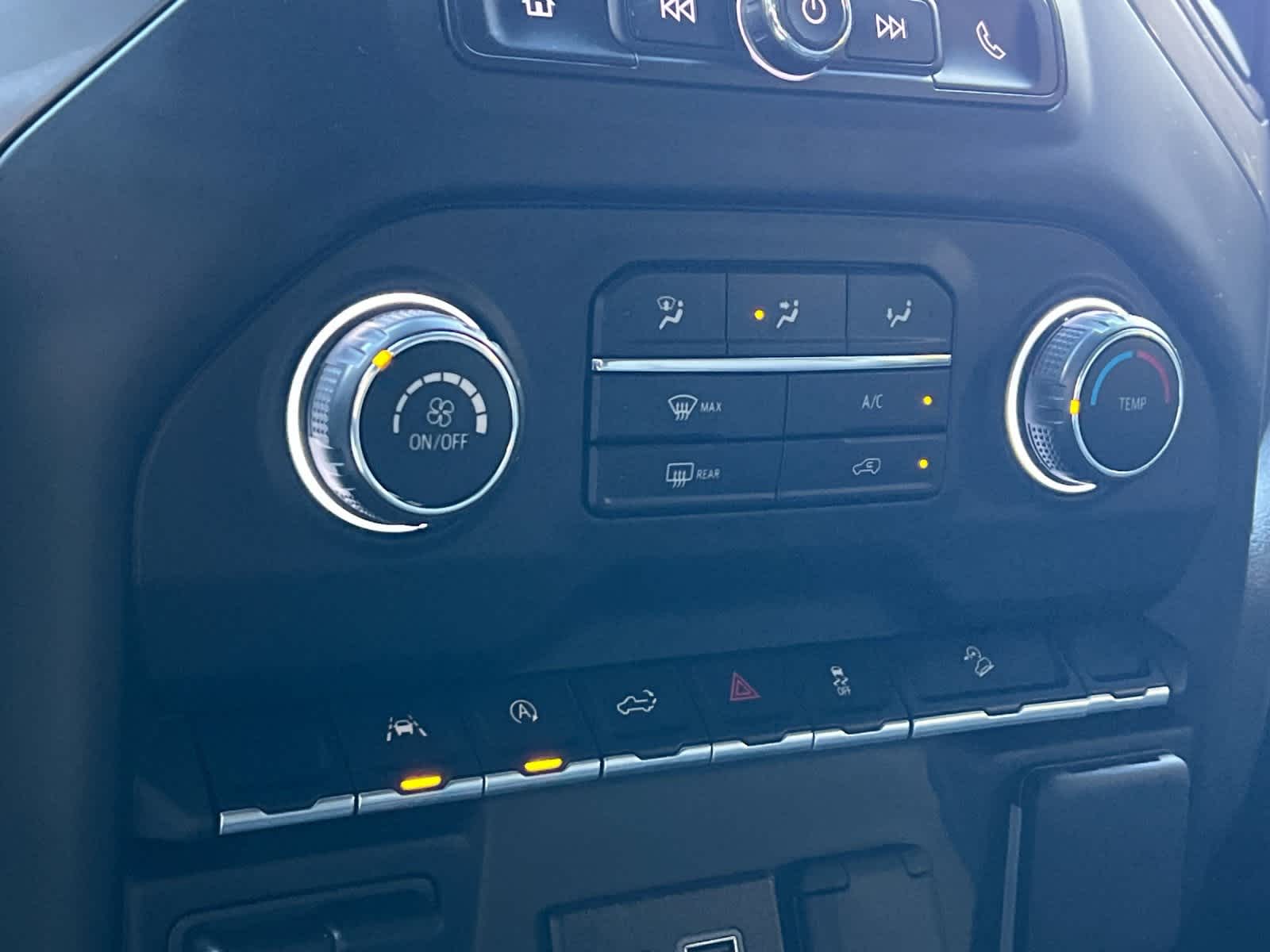 Thumbnail: 2024 Chevrolet Silverado 1500 - 19