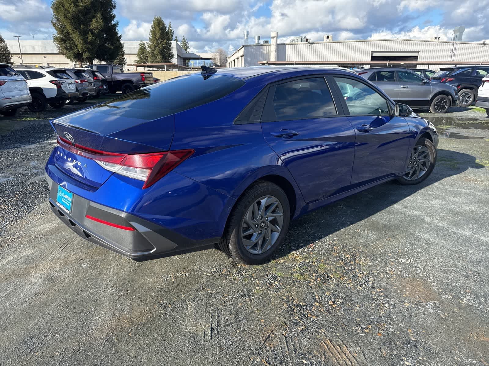 Thumbnail: 2024 Hyundai Elantra - 4