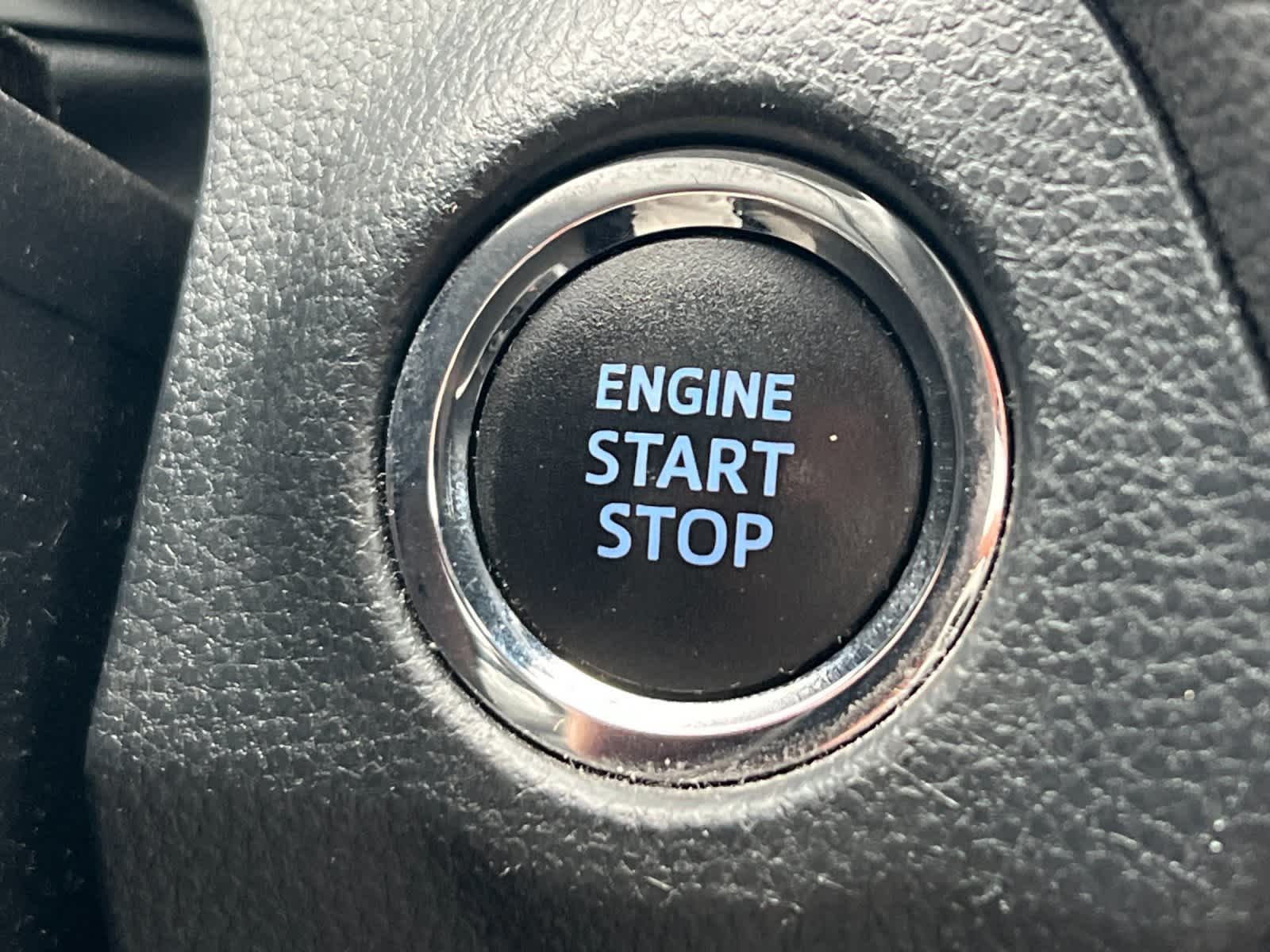 Thumbnail: 2020 Toyota RAV4 - 22