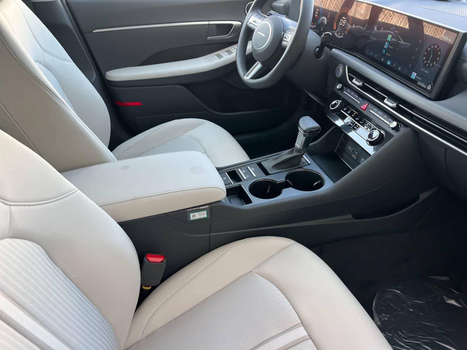 Thumbnail: 2026 Hyundai Sonata - 16