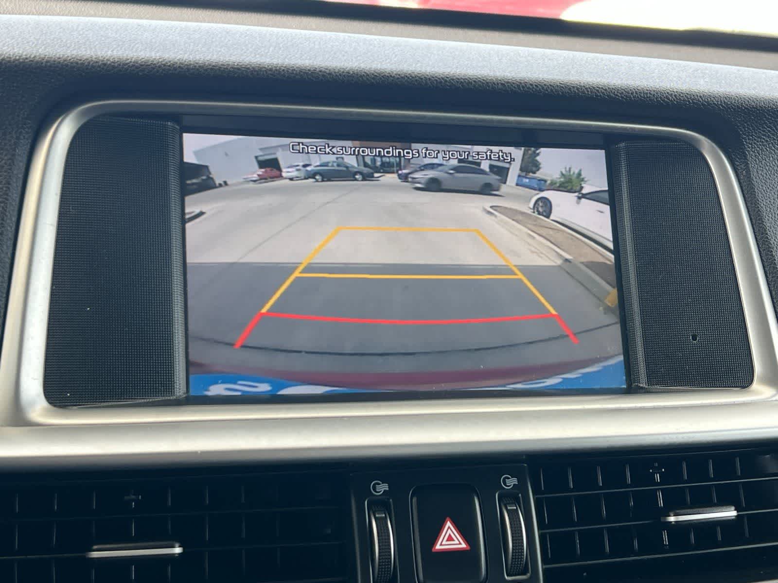 Thumbnail: 2020 Kia Optima - 19