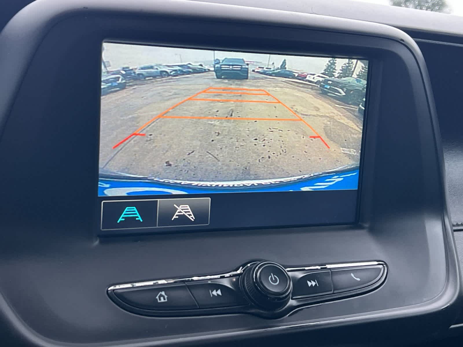 Thumbnail: 2018 Chevrolet Camaro - 19